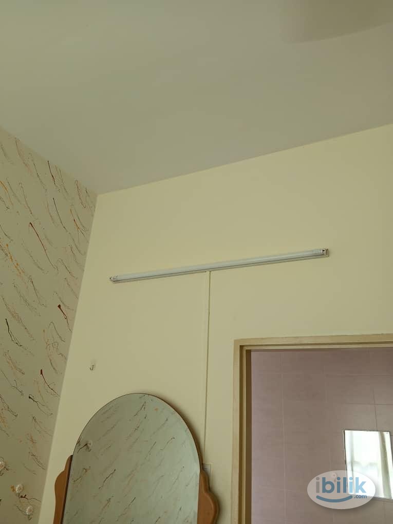 Master Room at Impian Meridian, UEP Subang Jaya - Image 5