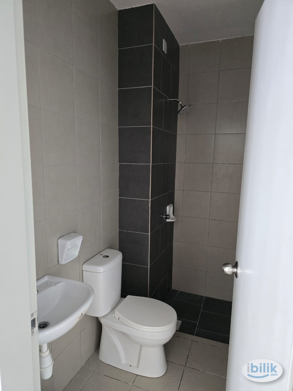 For Rent - 1 Private Car Park & Room (Saville @ D'Lake, Puchong) 2025 - Image 4
