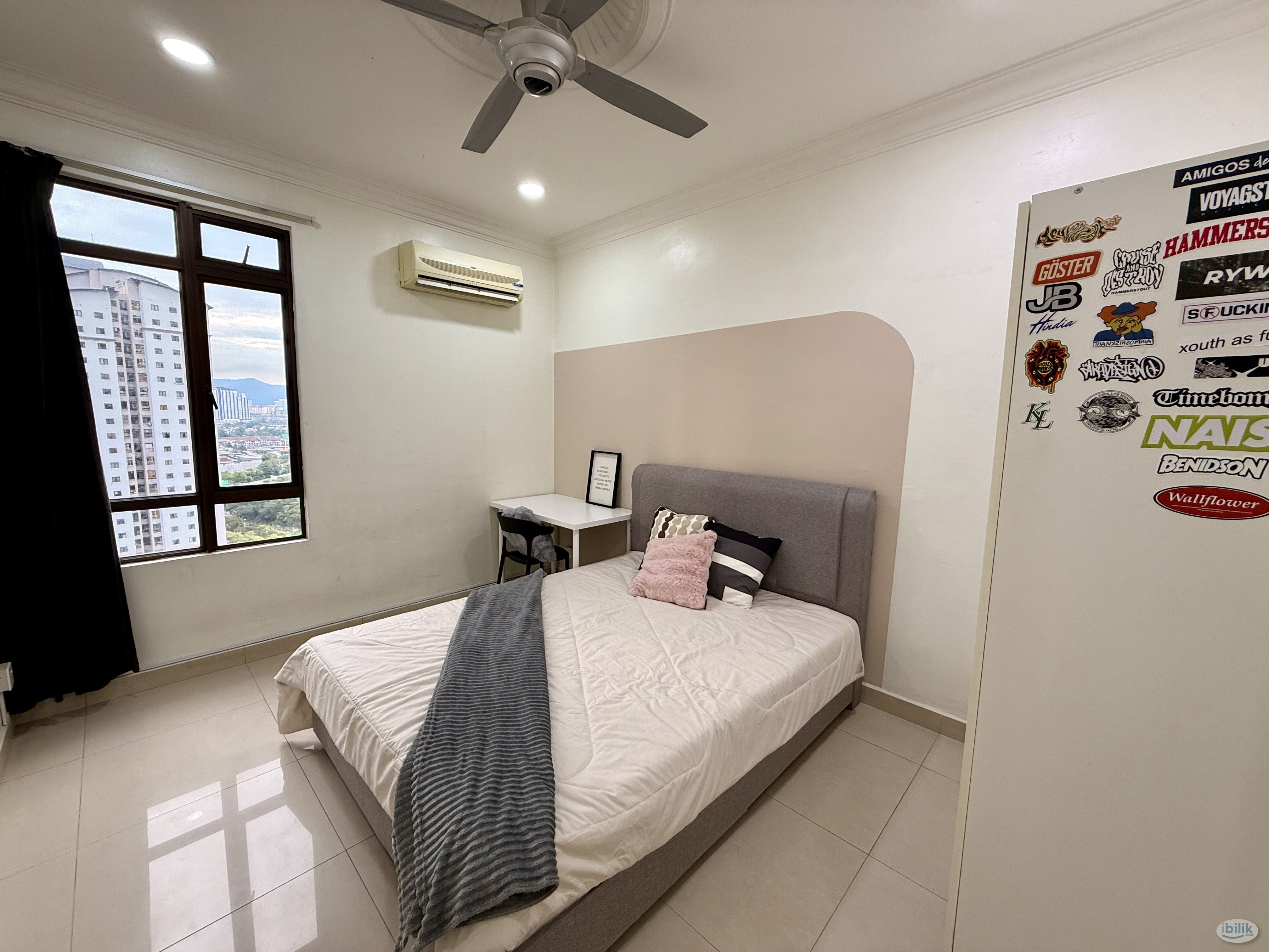 🏙️ Royal Domain @ Sri Putramas 2 – Master Room for Rent - Image 5