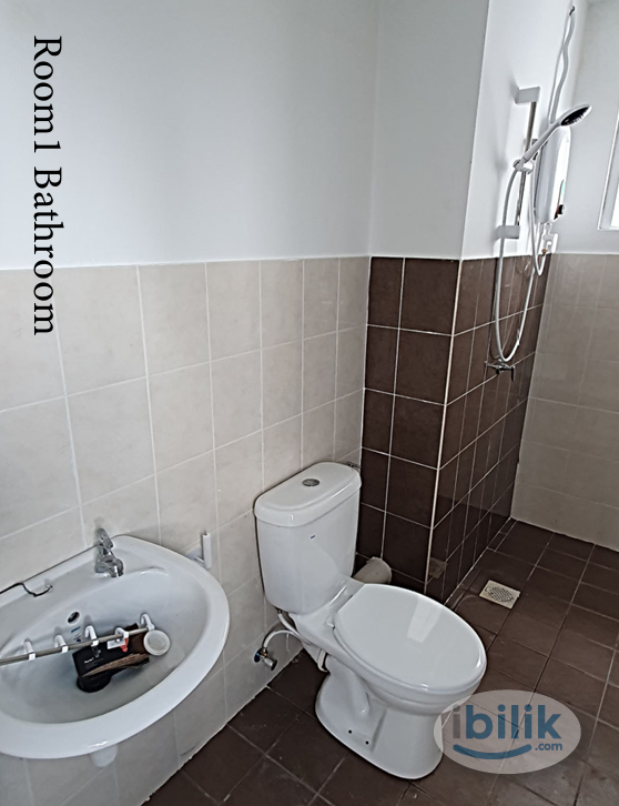 Middle Room at Suria Jelatek Residence, Ampang Hilir - Image 5
