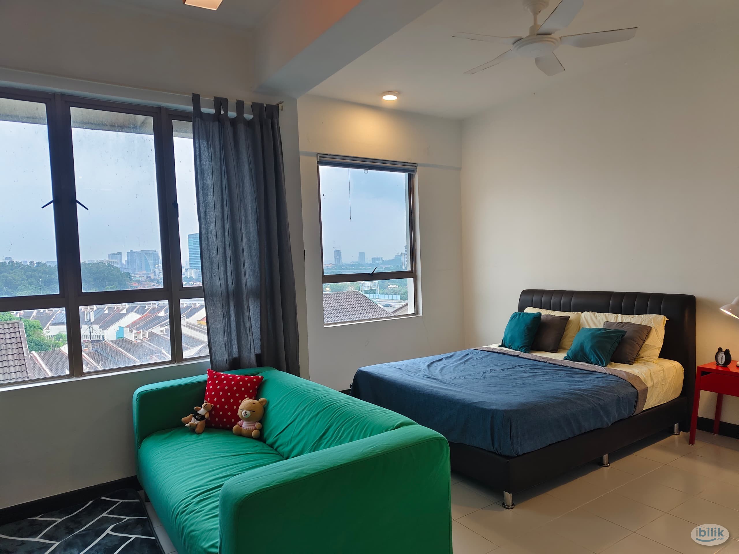 Cozy Studio near 1 Utama - Image 1