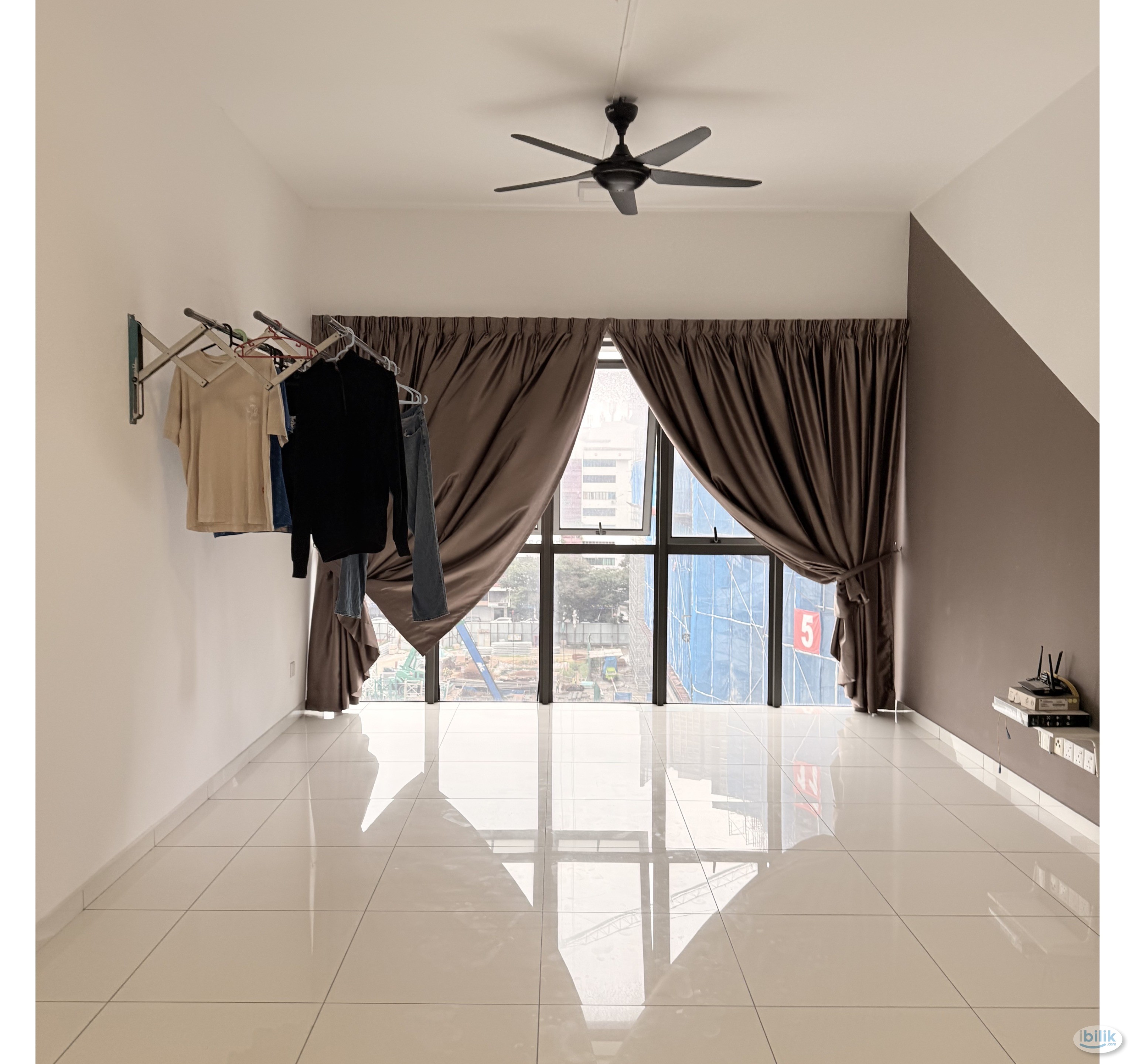 Short walk to MRT! 1 month Deposit only! - Image 1