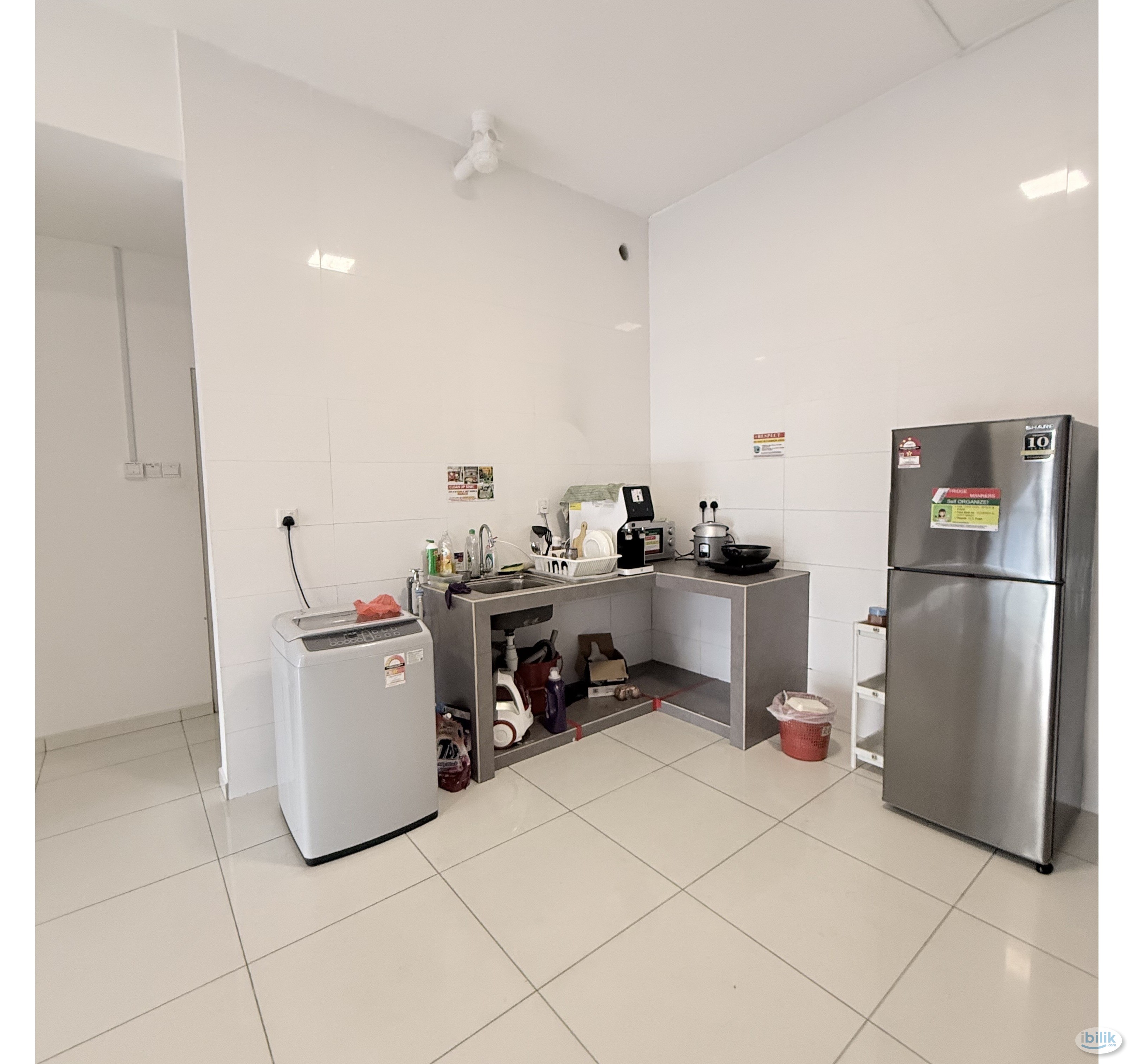 Short walk to MRT! 1 month Deposit only! - Image 2