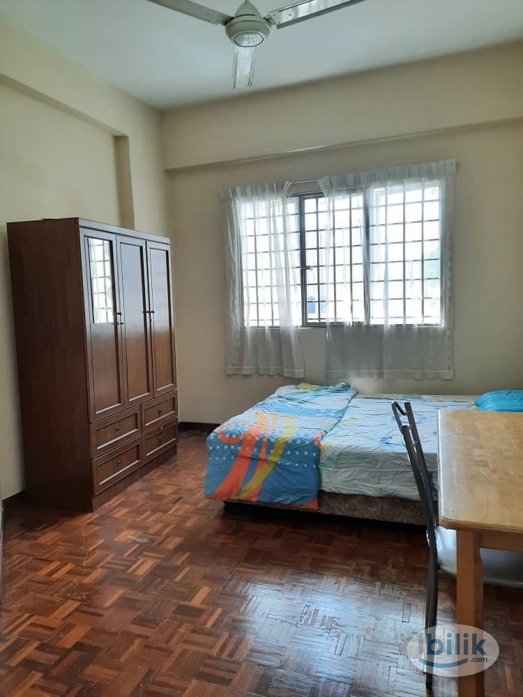 Middle Room at Menara Menjalara, Bandar Menjalara - Image 3