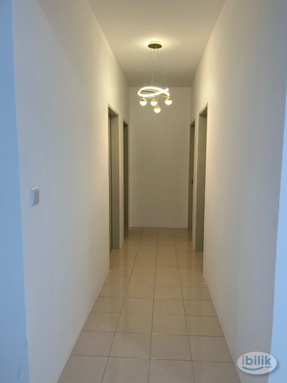 Middle Room at Sentul, Kuala Lumpur - Image 1