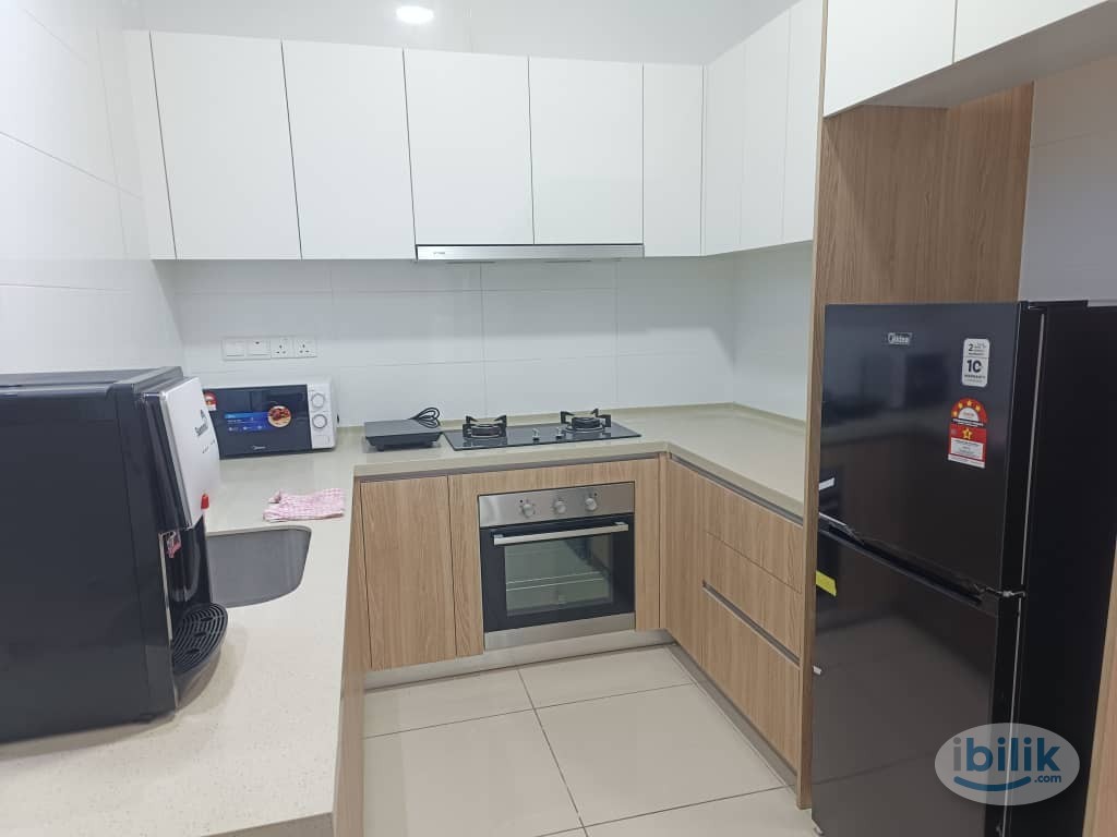 ‼️NEW CONDO NEAR Verando Residence, Petaling Jaya ✅Premium ⭐️ Medium Room Fully Furnished @ NEW 10” Mattress Aircond War - Image 2