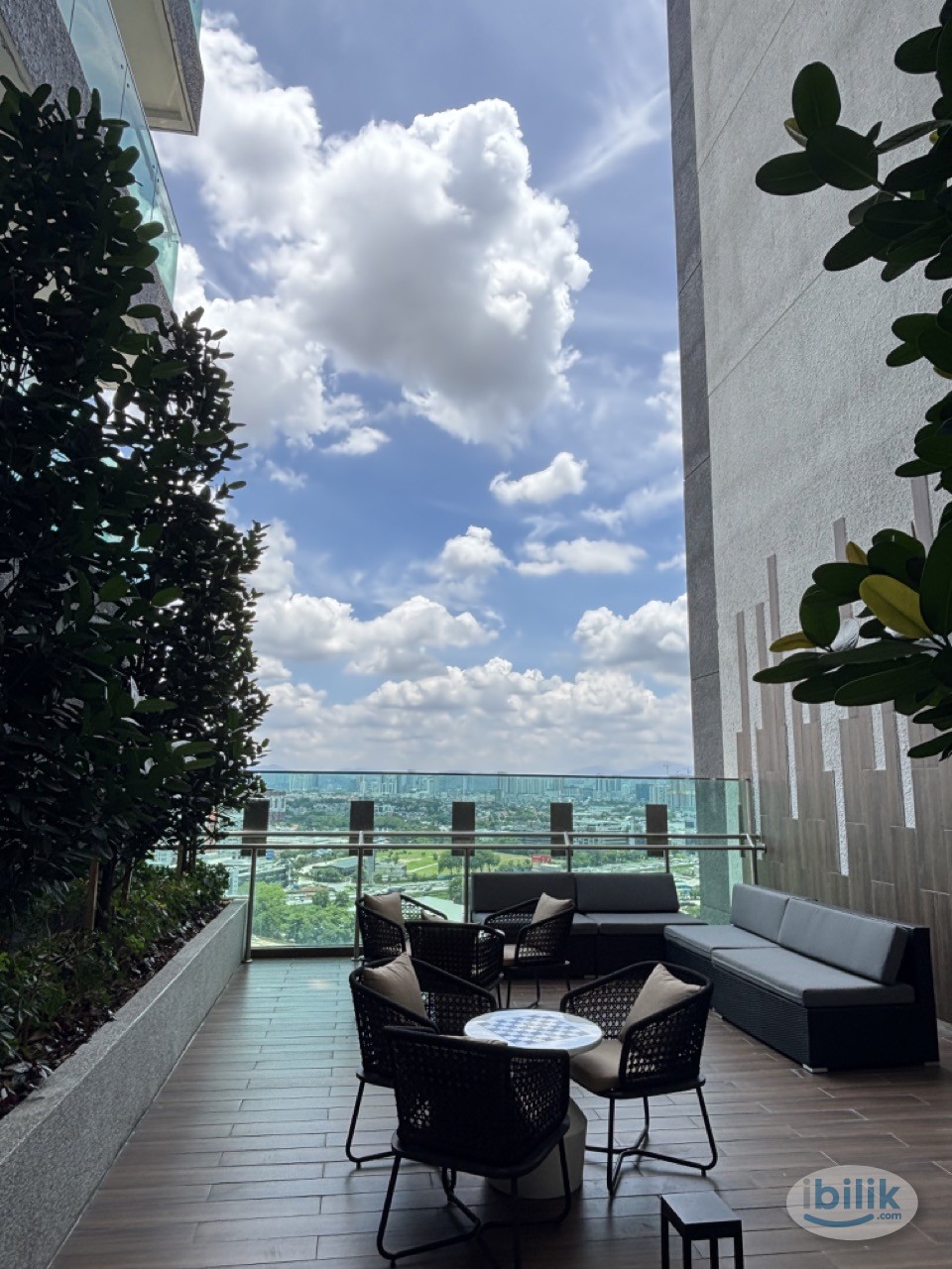 ‼️NEW CONDO NEAR Verando Residence, Petaling Jaya ✅Premium ⭐️ Medium Room Fully Furnished @ NEW 10” Mattress Aircond War - Image 4
