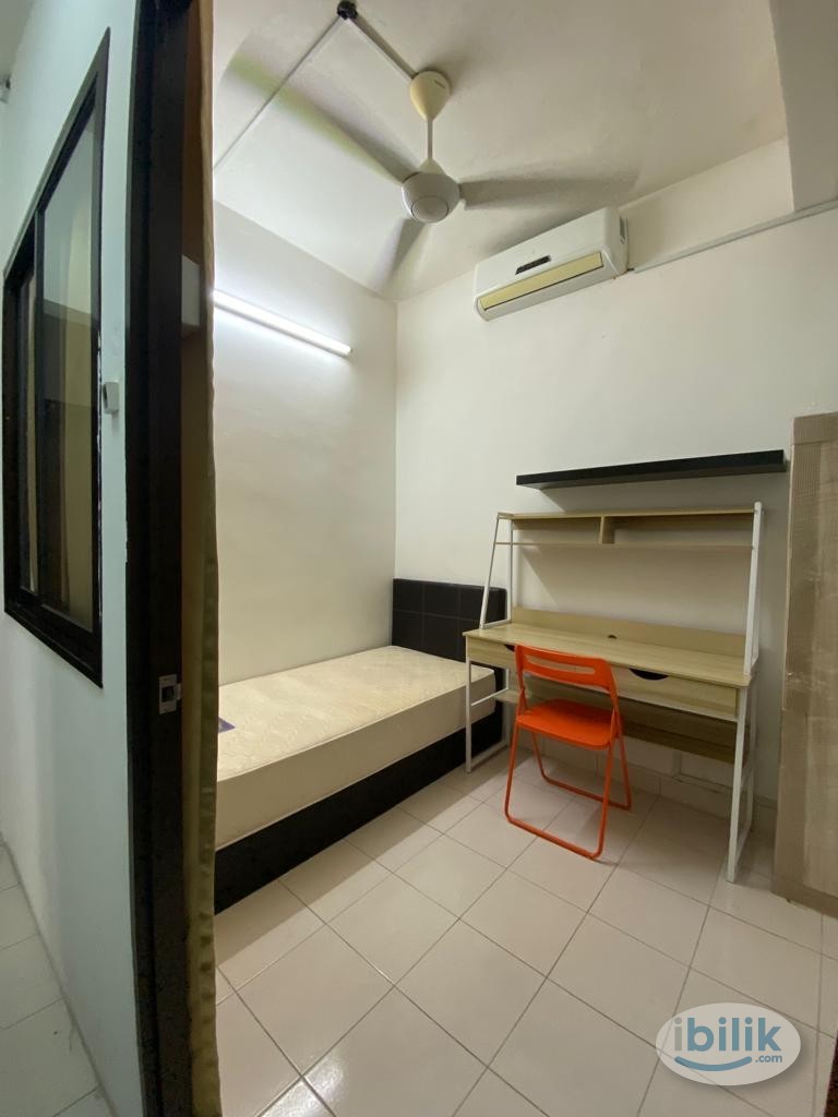 Single Room - Image 1