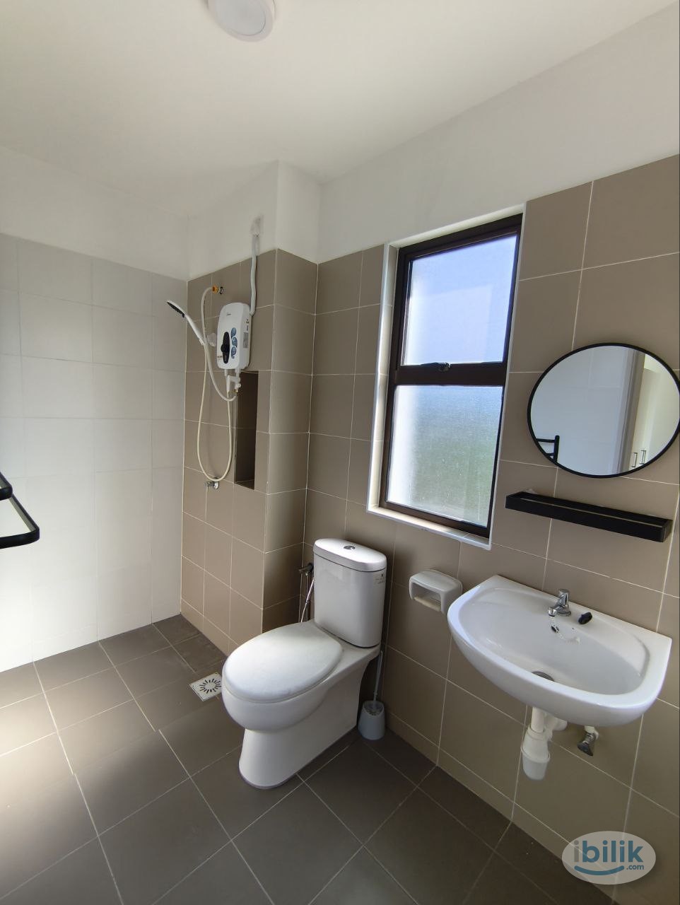 Bilik Sewa Murah, Bandar Puteri Bangi – Small Room, Low Depo - Image 1