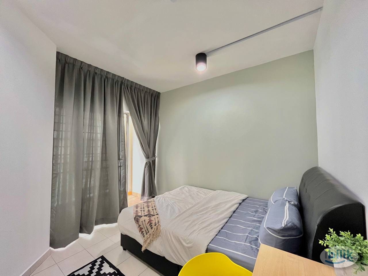 Middle Room at Warisan Cityview, Cheras - Image 3