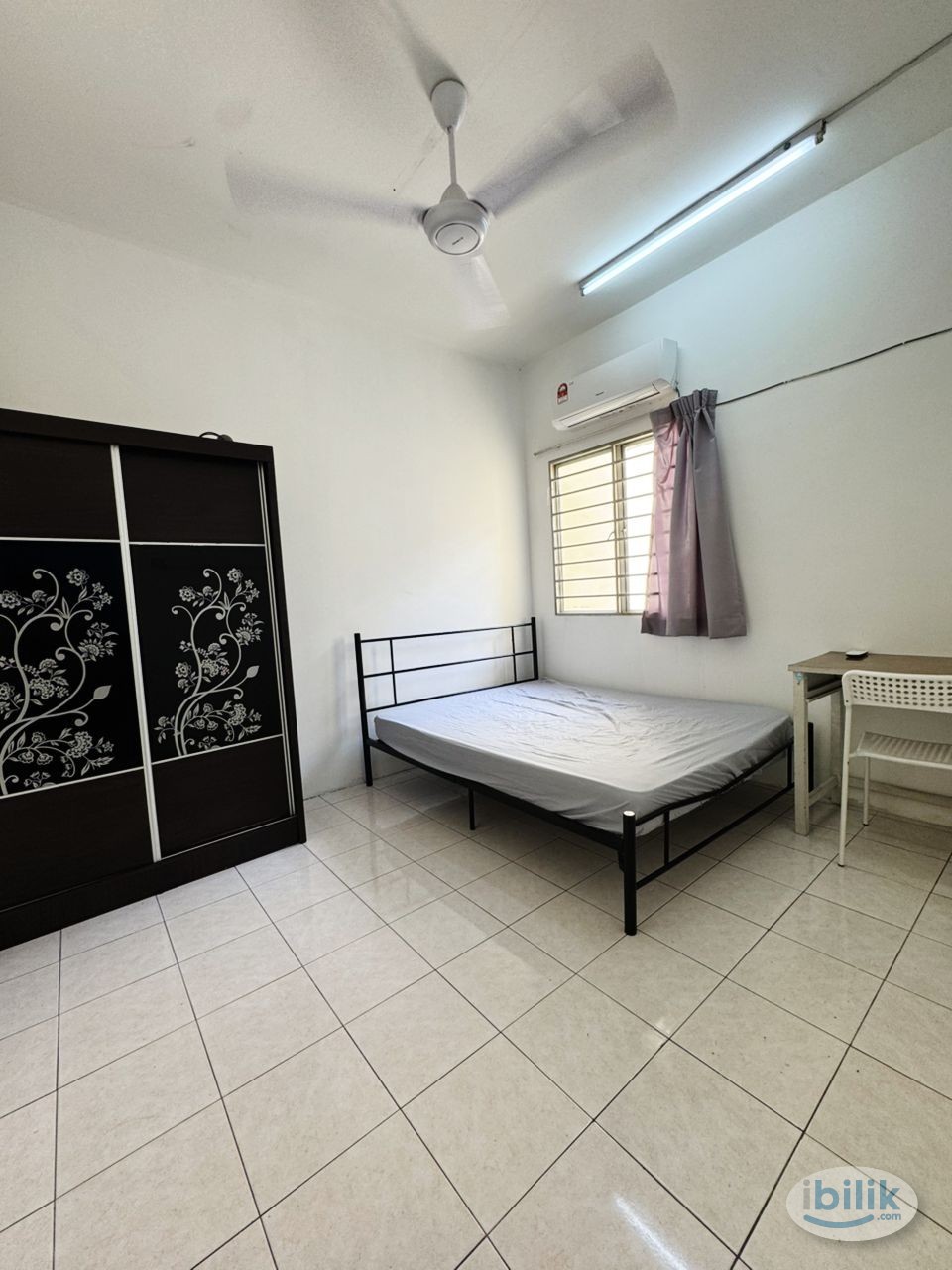 LOW RENTAL🌟Fully Furnished Middle Room at Setia Alam 🚀🚀 Free WiFi, Utilities Included ⛳️⛳️ - Image 2