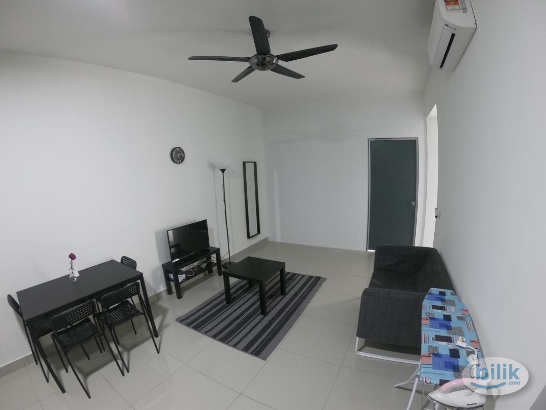 Girl Muslim | sharing | Middle Room at Selayang 18, Selayang | fully furnised | near BBS - Image 2