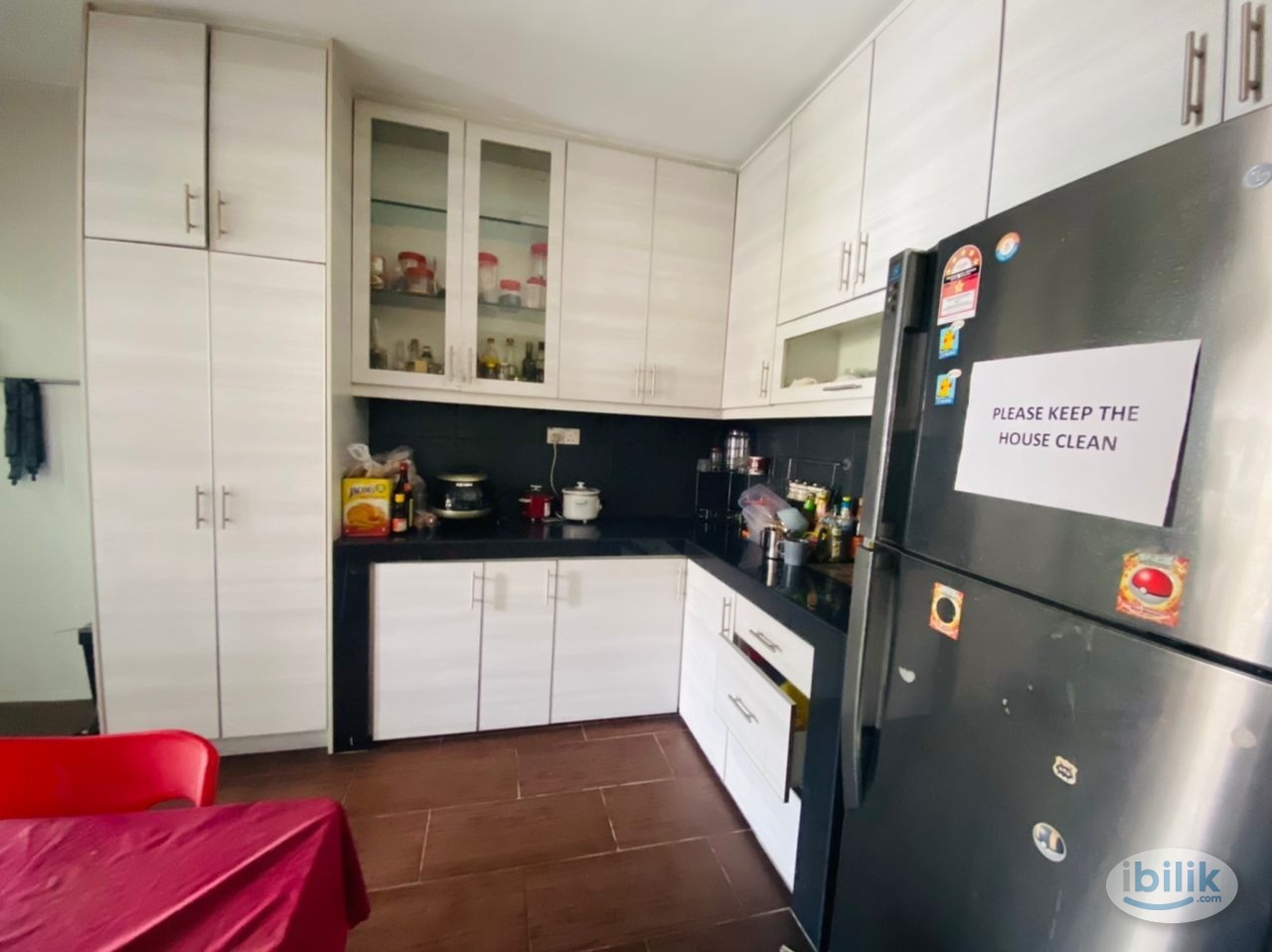 Single Room at Sri Hartamas, Kuala Lumpur - Image 3