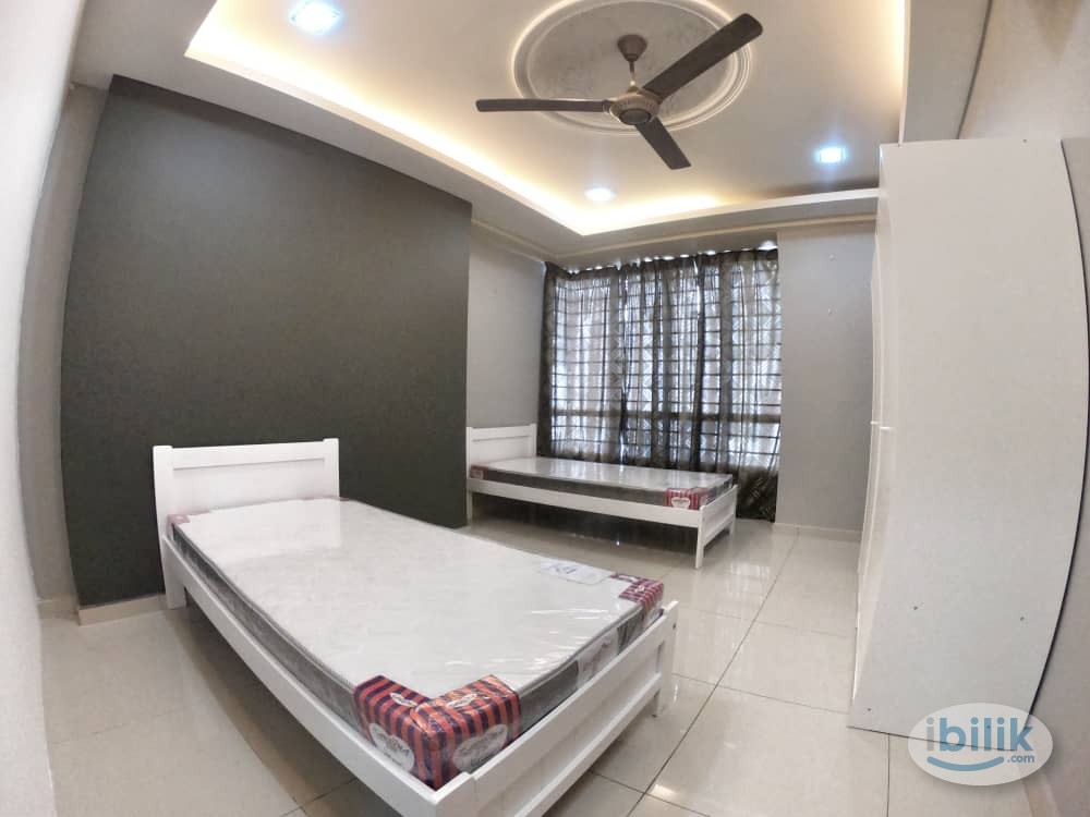 ZERO DEPO | Girl Muslim | sharing room |Middle Room at Selayang Point, Selayang| Near Hspital selayang - Image 1