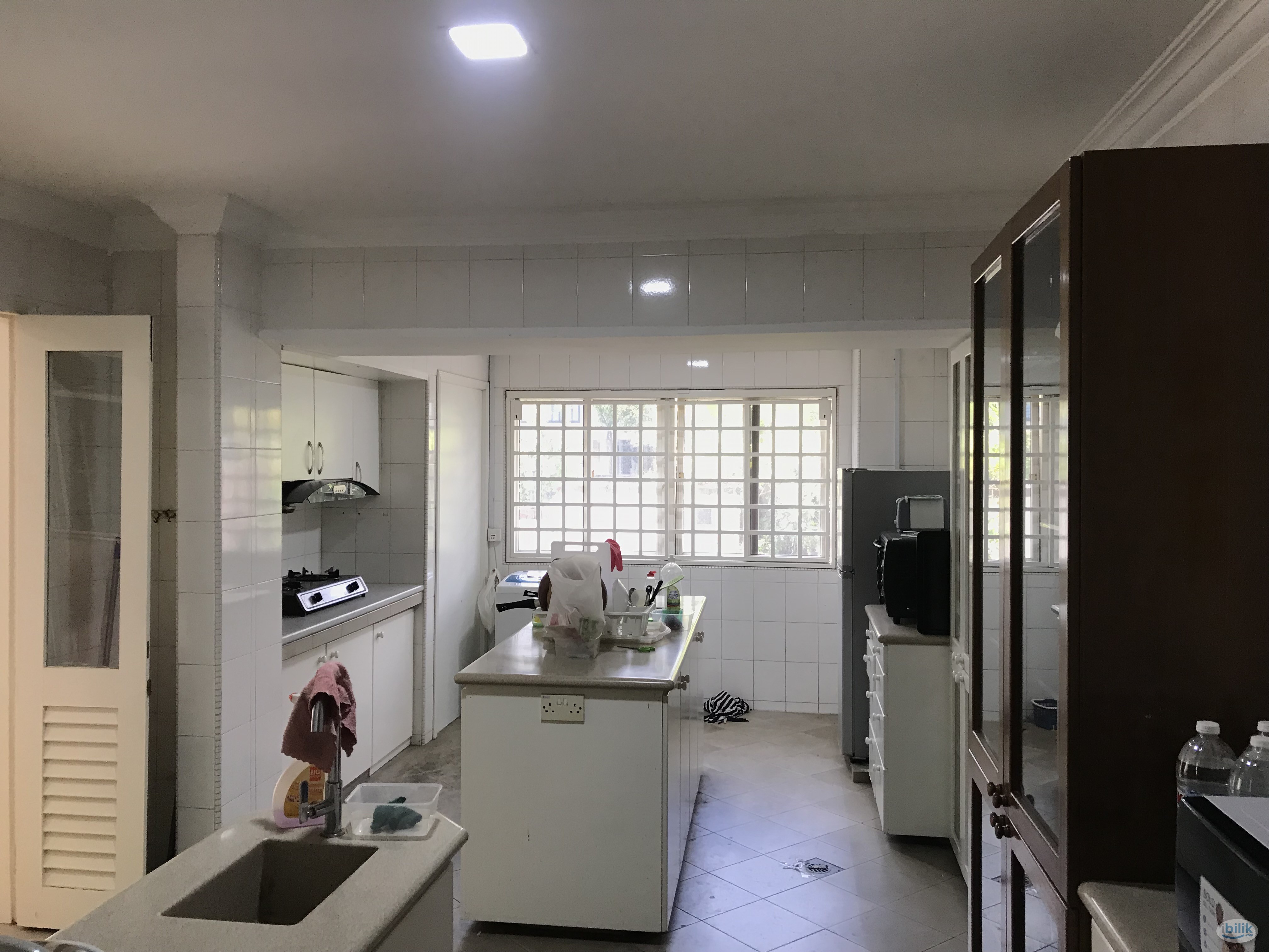 Single Room at Sri Hartamas, Kuala Lumpur - Image 4