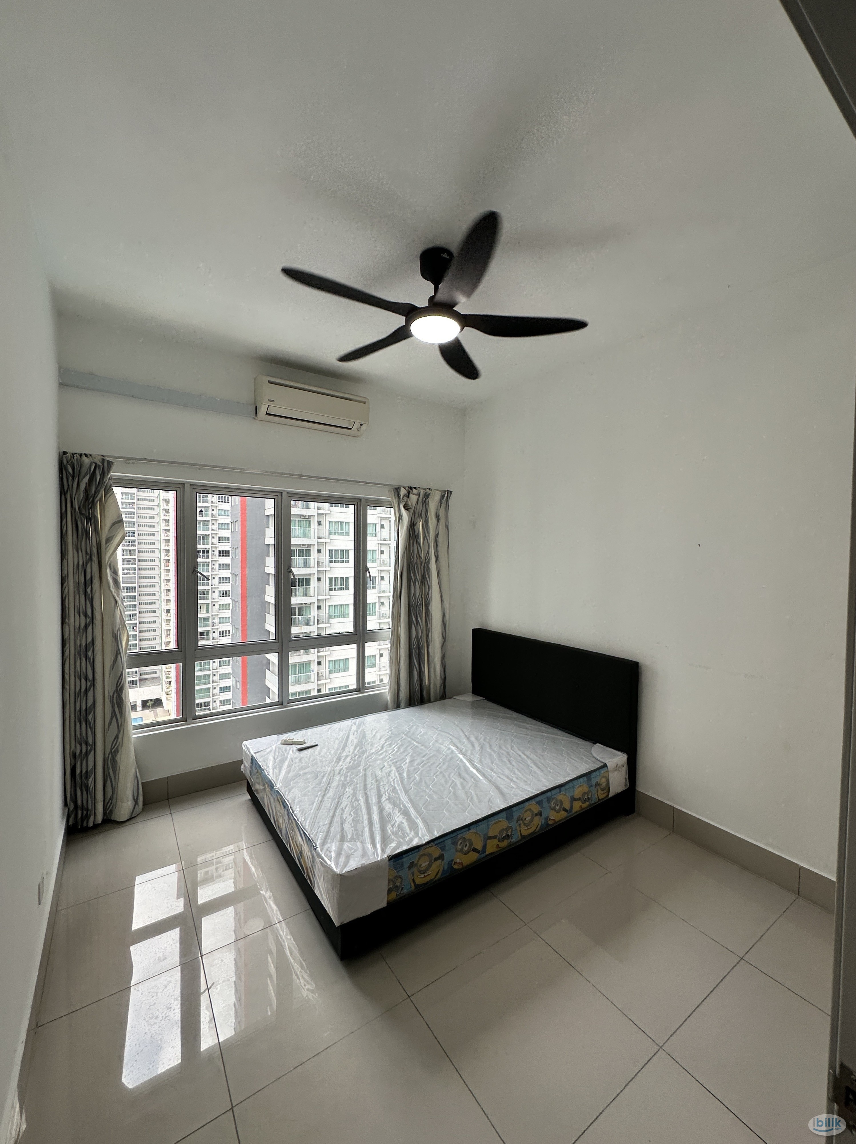 Razak City Nice Fully Furnish Room - Image 1