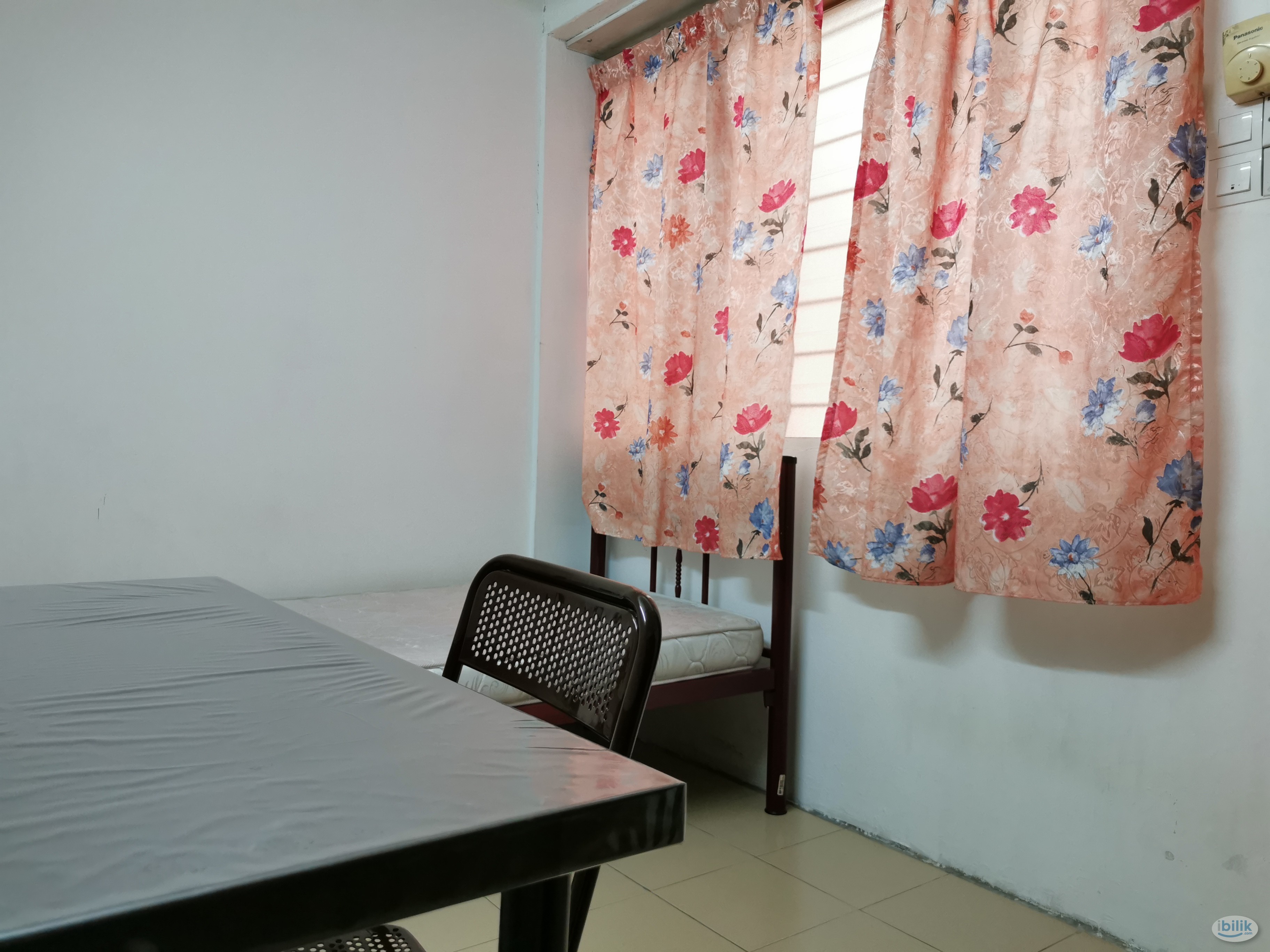SS15 house facing Subang Jaya LRT / KTM station – own bath, furnished room posted by owner - Image 1