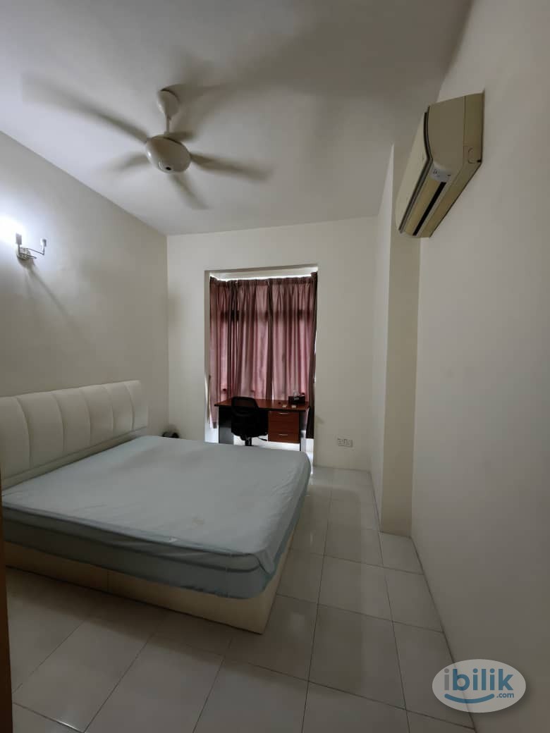 Single Room at The One, Bayan Baru - Image 1