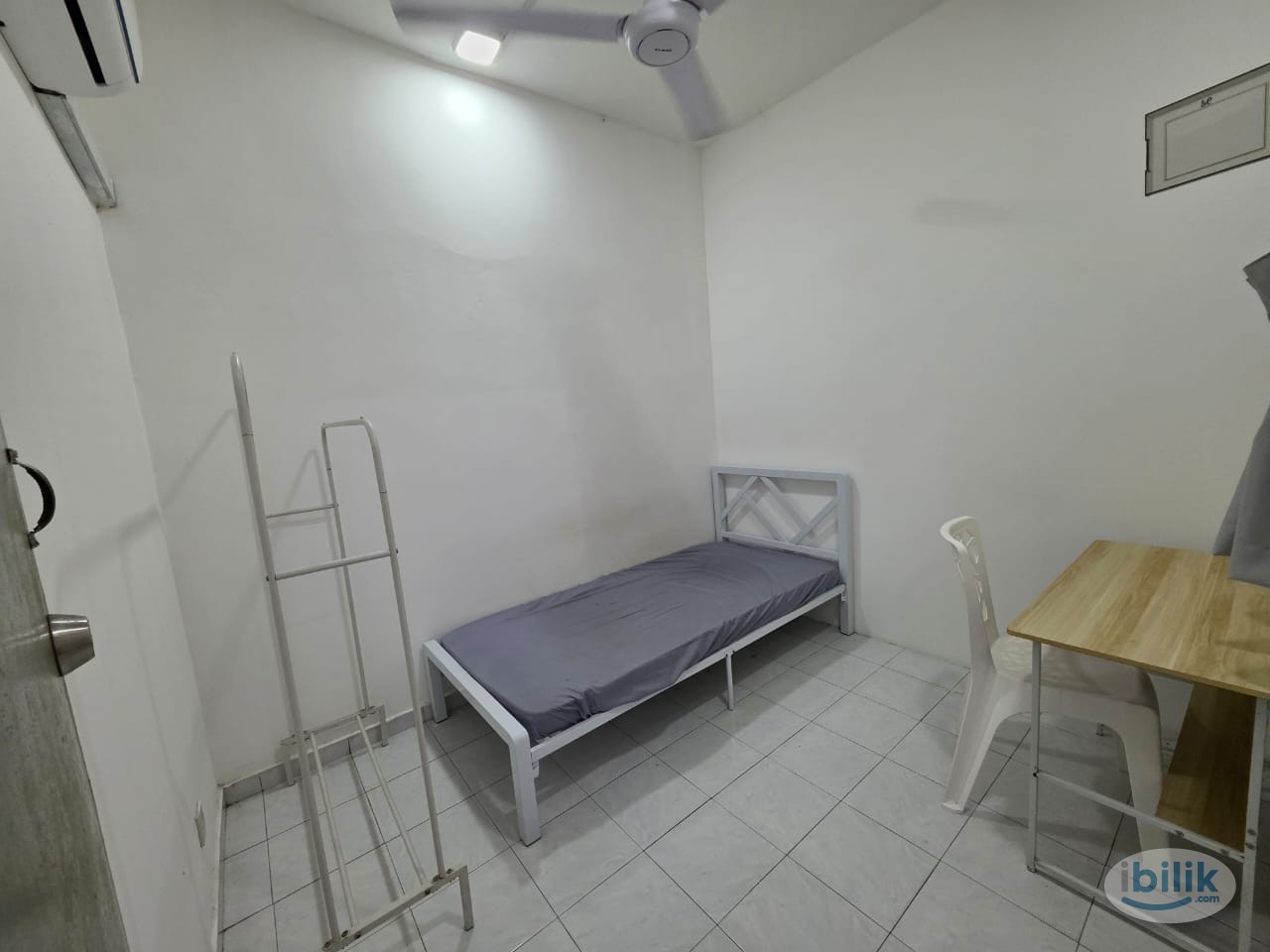 ‼️Single bath room Middle room 🔥Zero Deposit🔥Kota Kemuning,Shah Alam,Subang Jaya - Image 1