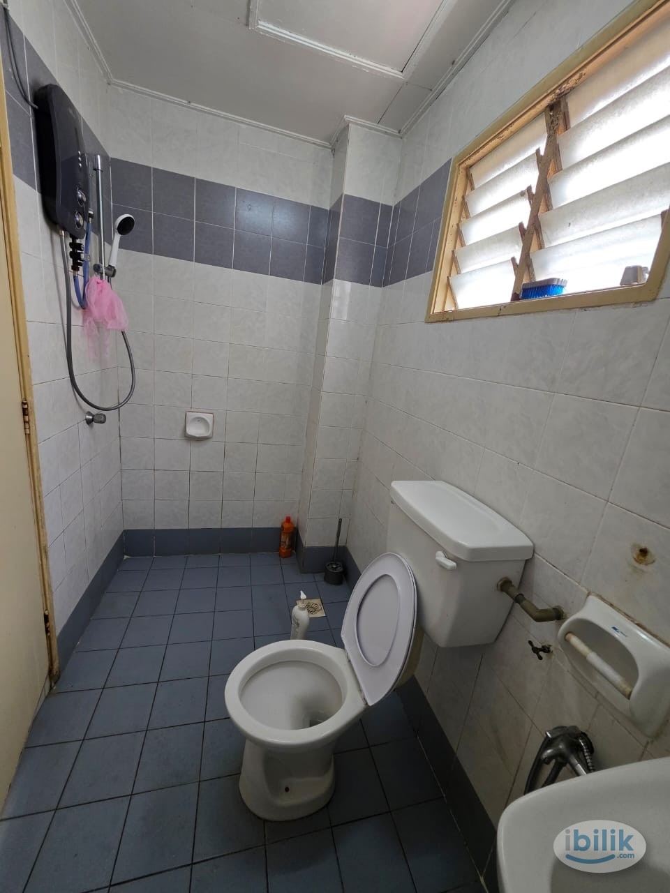 ‼️Single bath room Middle room 🔥Zero Deposit🔥Kota Kemuning,Shah Alam,Subang Jaya - Image 4