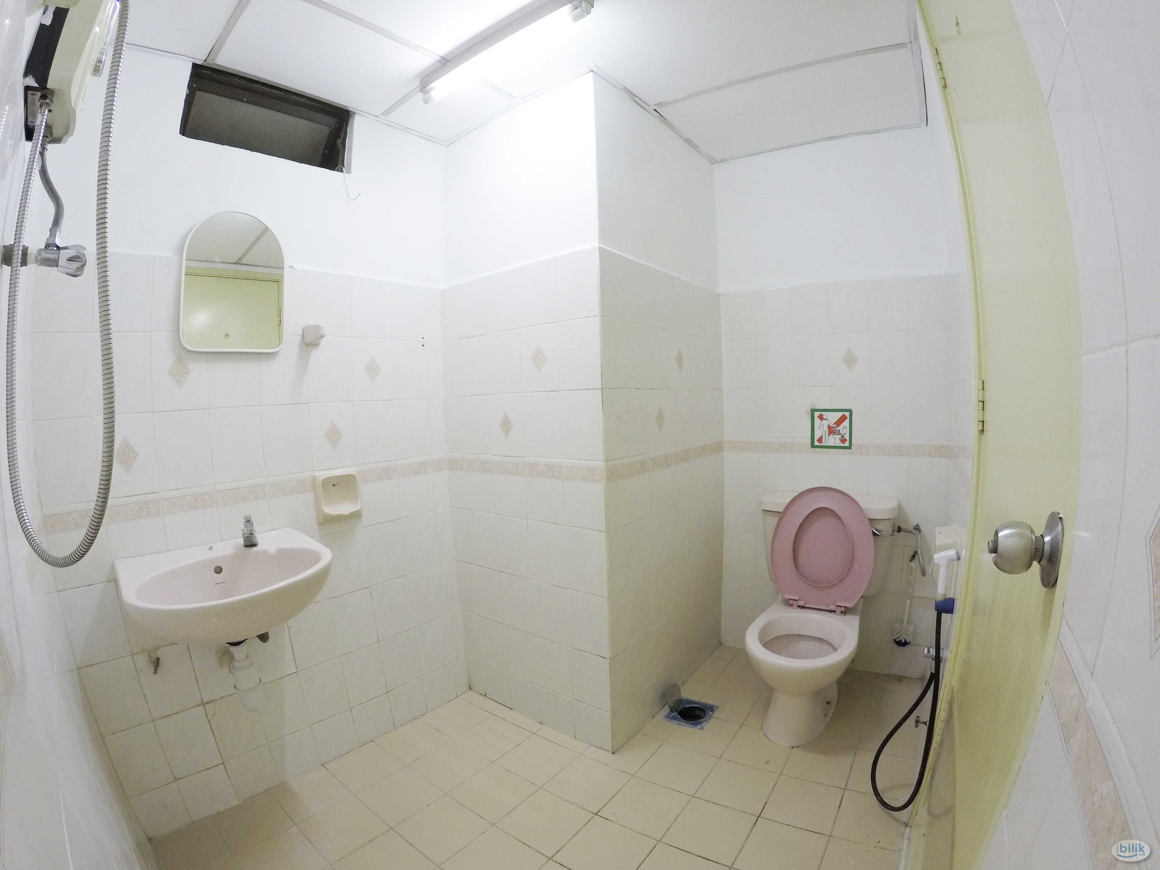 Full Female Unit Clean & Nice Room For Rent IMU APU Bukit Jalil Sri Petaling - Image 4