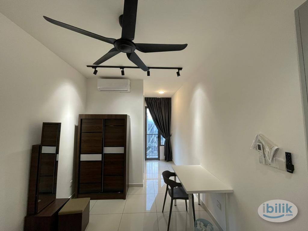 Master Room at Kenwingston Platz, Setapak - Image 5