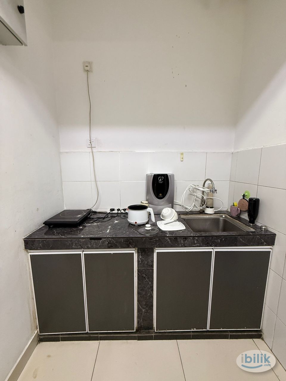 Middle Room FEMALE unit at You Residences, Batu 9 Cheras - Image 4