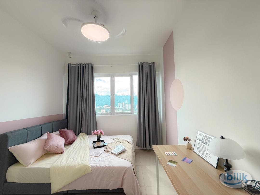 Master Room at Bayan Indah, Penang - Image 2
