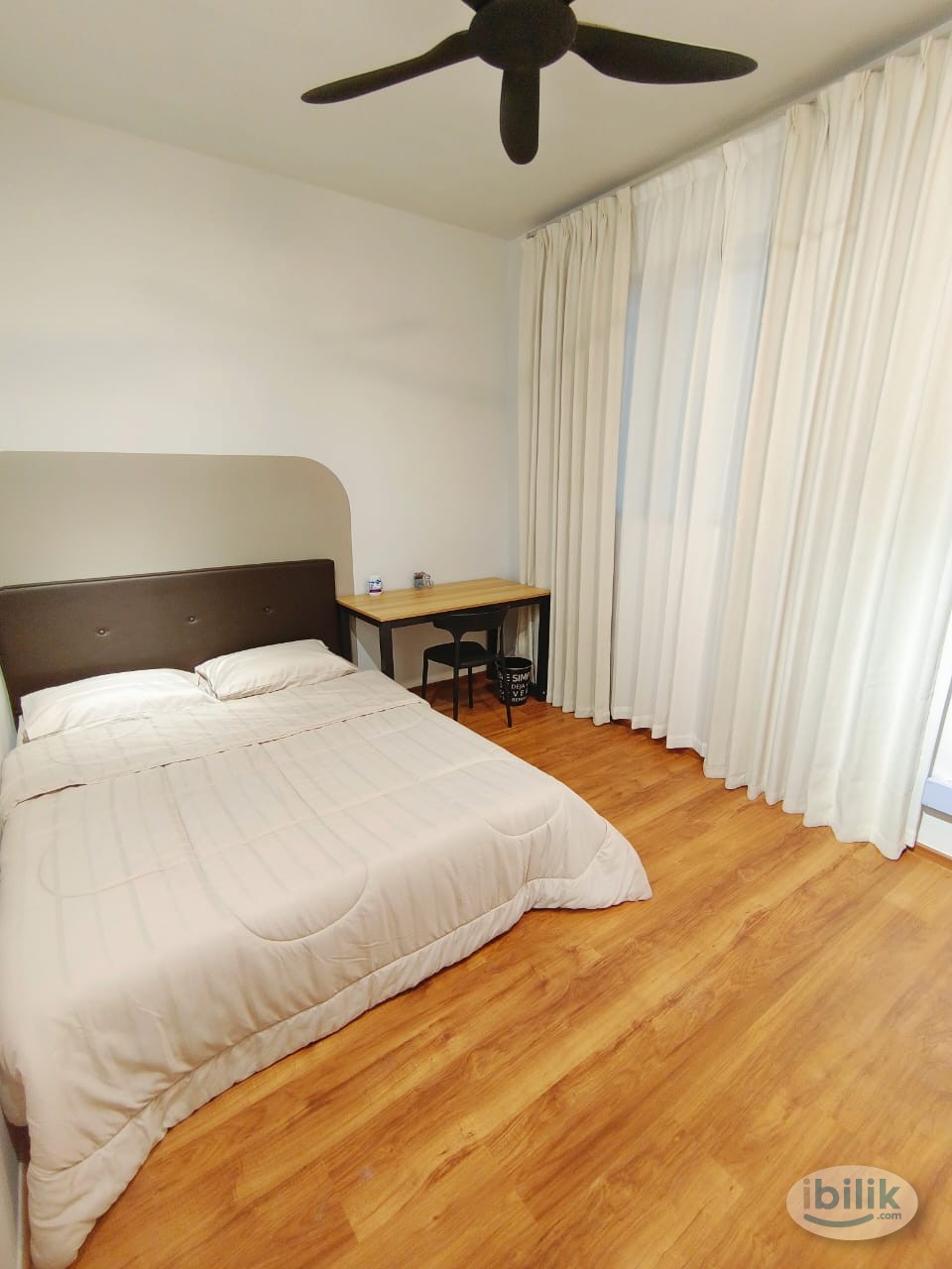 🚗 5 mins to Jonker & Hotpot Street · Fully Furnished Rooms - Image 1