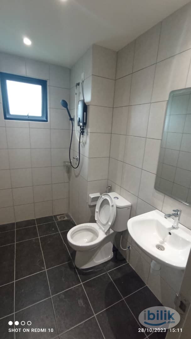 2min walk Uoc Dual Key Studio and Middle Room For Rent at Cyberjaya, Selangor - Image 5