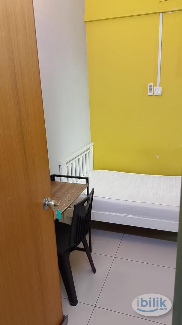 Single Room at Impian Meridian, UEP Subang Jaya - Image 1