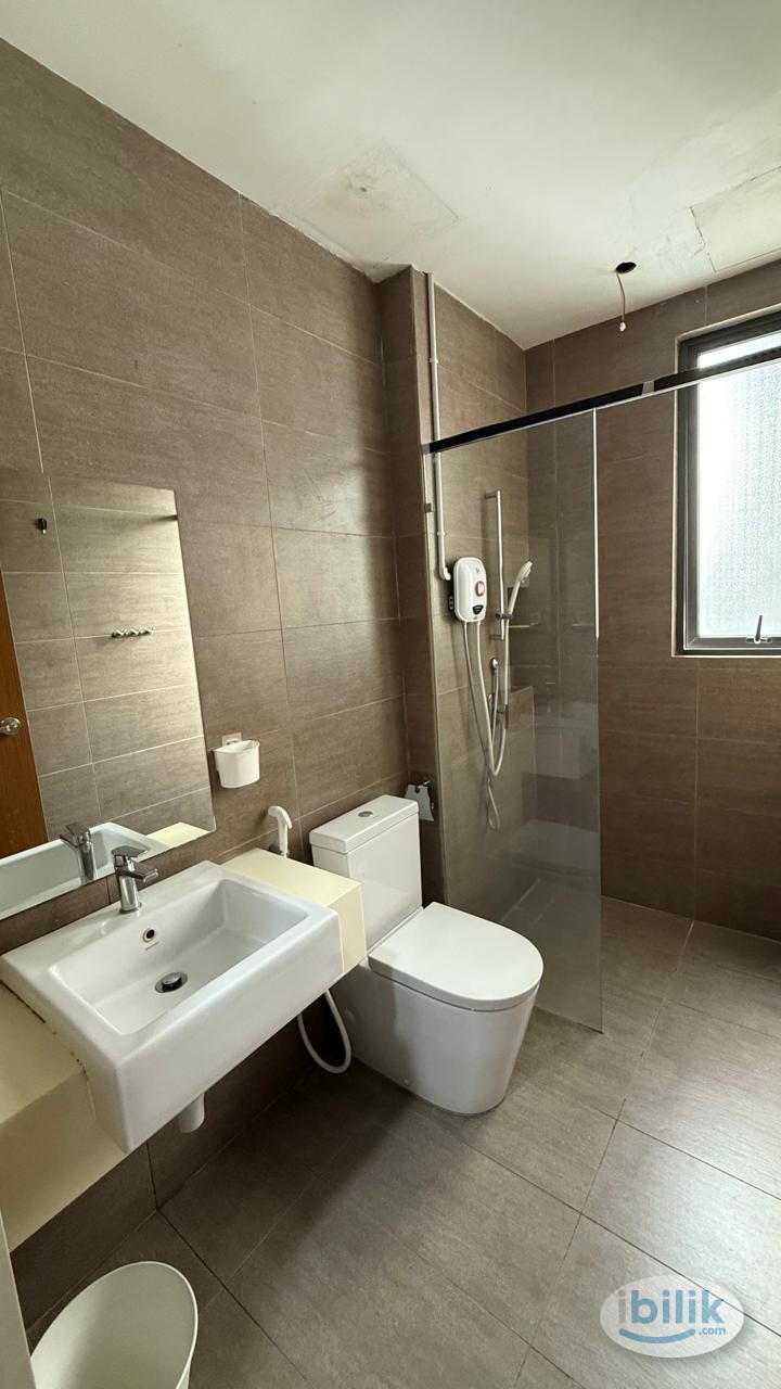 ✅ Middle room with Balcony @ Old Klang Road, 1min walk to Bus Stop🚌 - Image 5