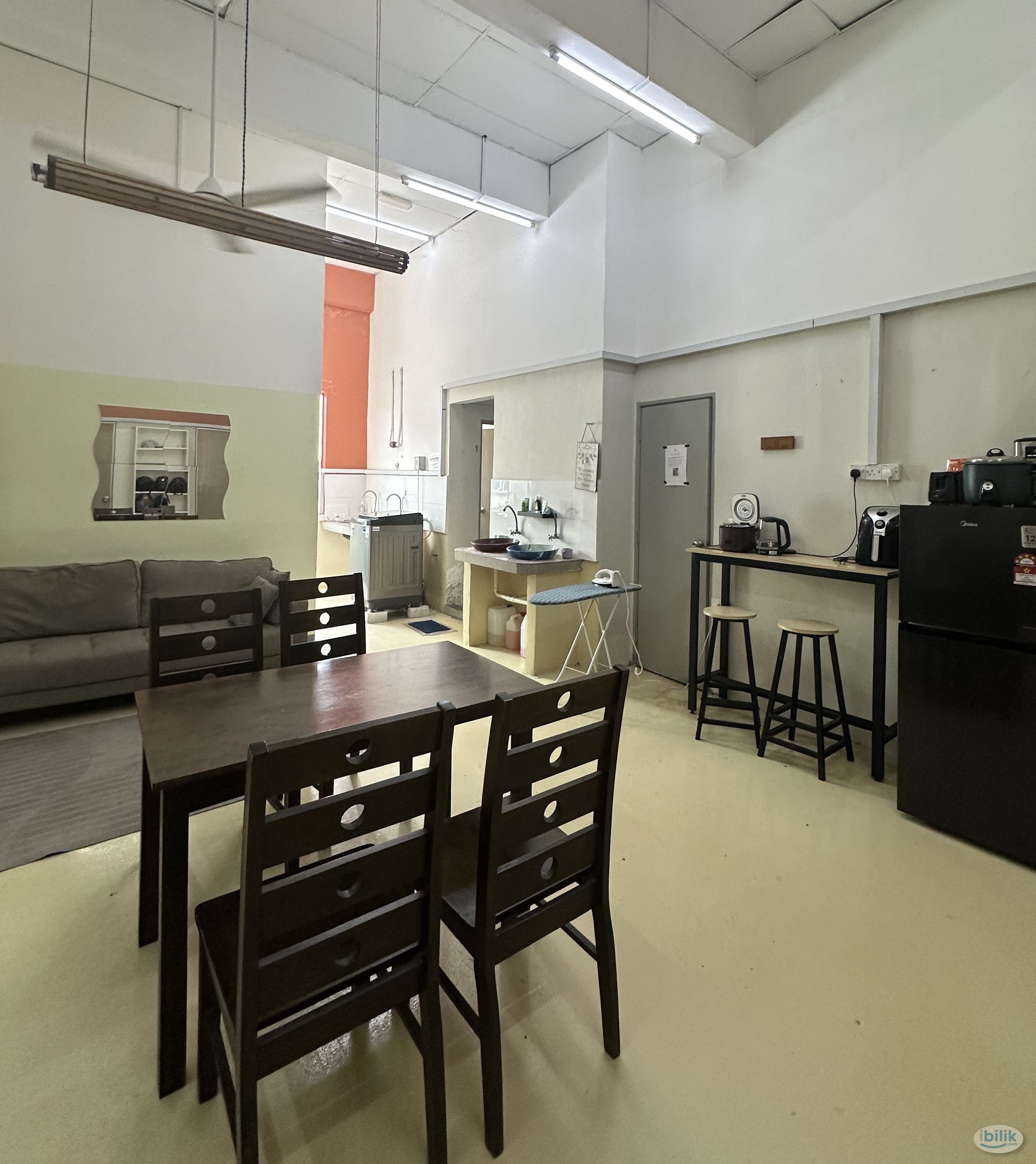 ‼️🤩 SPACIOUS ROOM NEAR BUKIT JELUTONG 🤩‼️ MOVE IN IMMEDIATELY WITH ZERO DEPOSIT ‼️😱 - Image 3