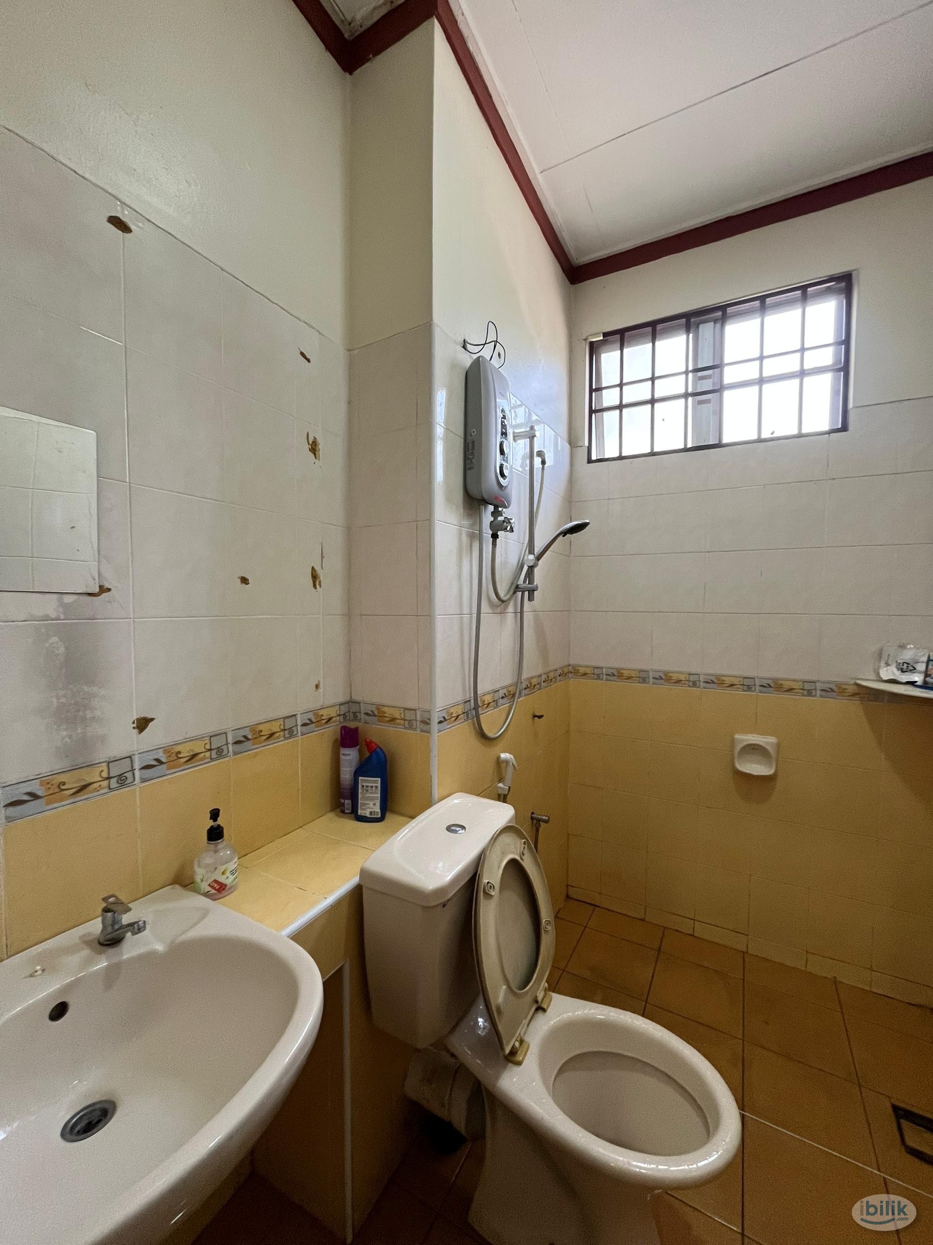 Single Room Bandar Bukit Raja | Near to Aeon Bukit Raja 🛍️ - Image 3