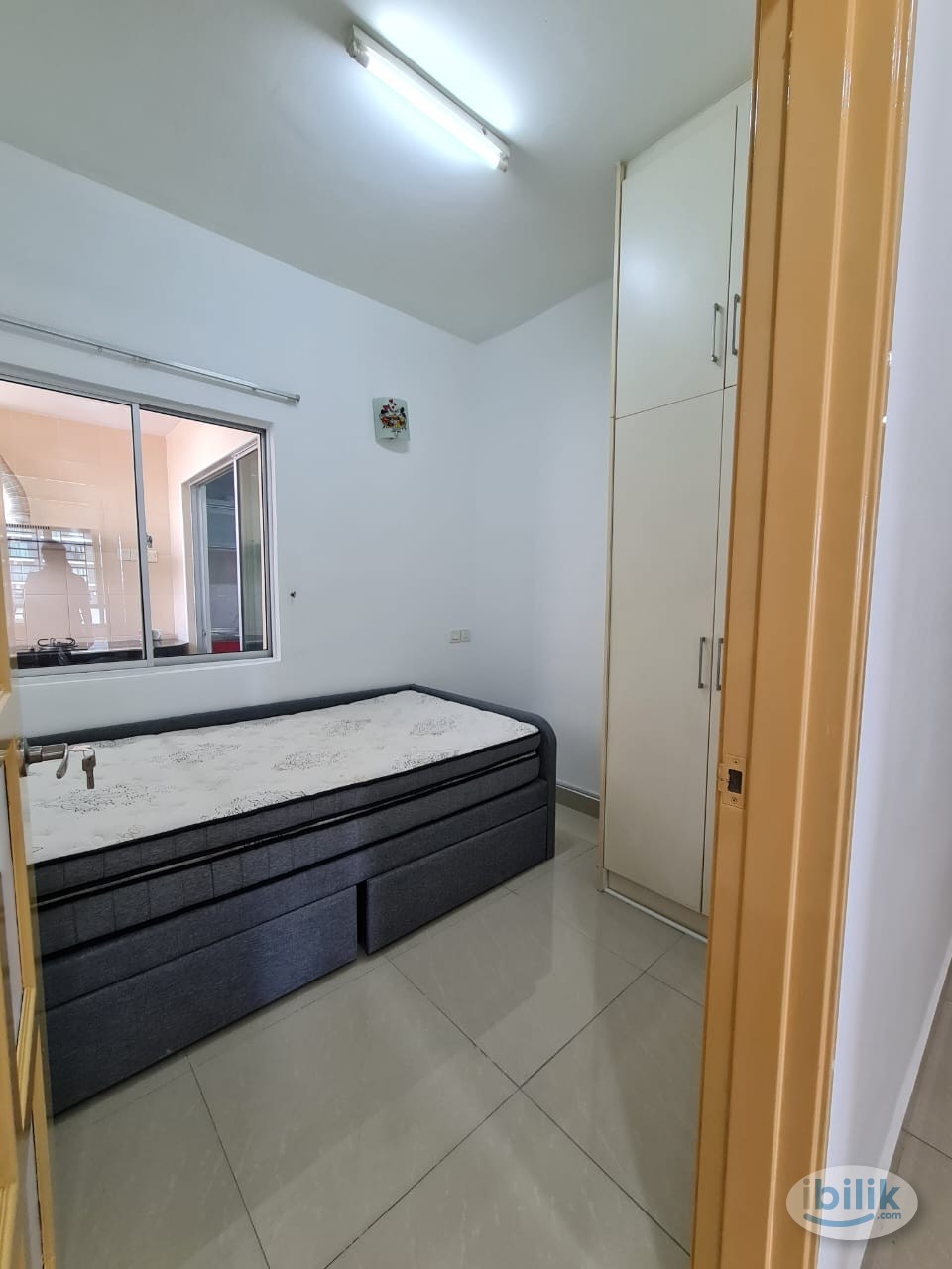 Connaught Avenue @ Taman Connaught Cheras Near MRT Station, newly renovated fully furnished bedroom - Image 1