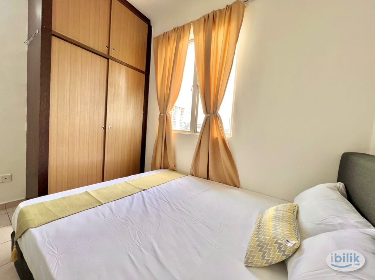2Min walk to Brt!Fully furnish master room for rent at Casa Subang Apartment near Mydin Giant Lrt Damen Mall Restaurant - Image 3