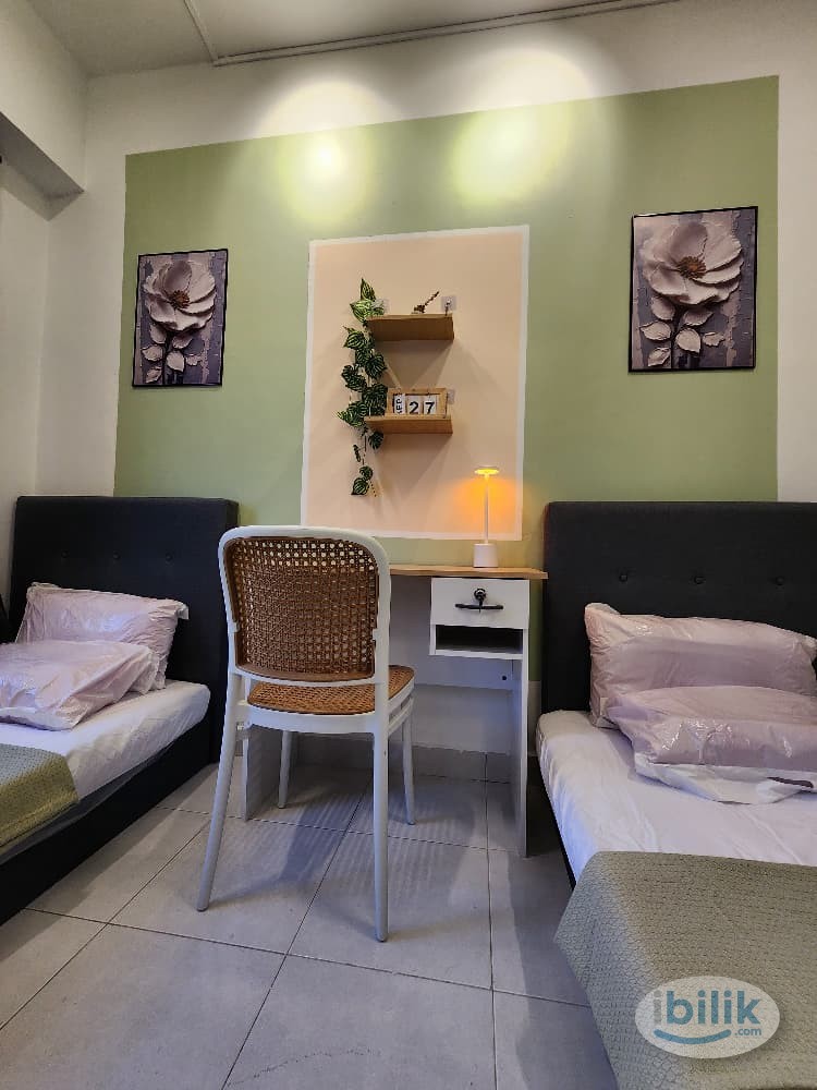 Middle Room at USJ 21, UEP Subang Jaya - Image 3