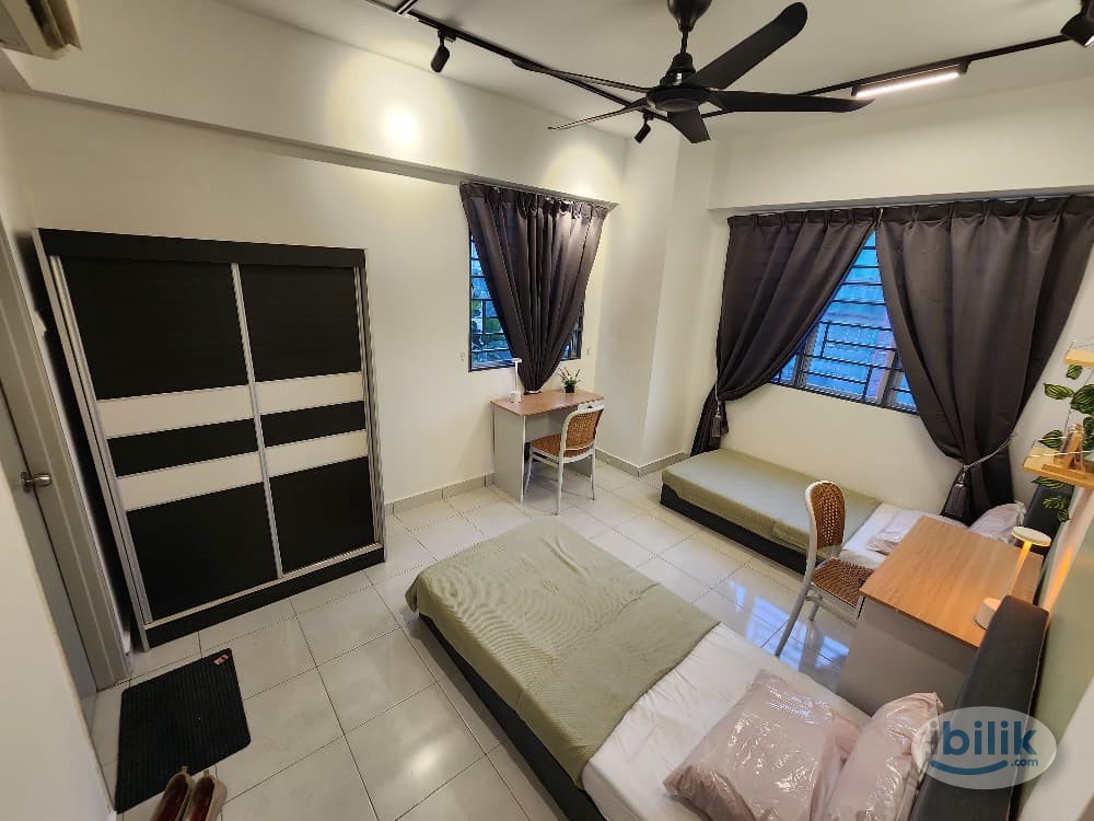 Middle Room at USJ 21, UEP Subang Jaya - Image 2