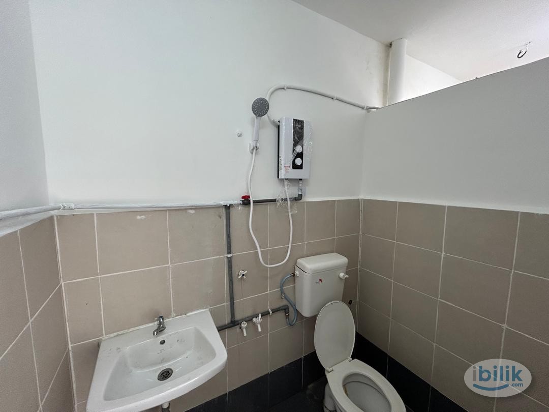 Kota Masai/ Jalan Bacang 39/ Rooms For Rent  - Image 5
