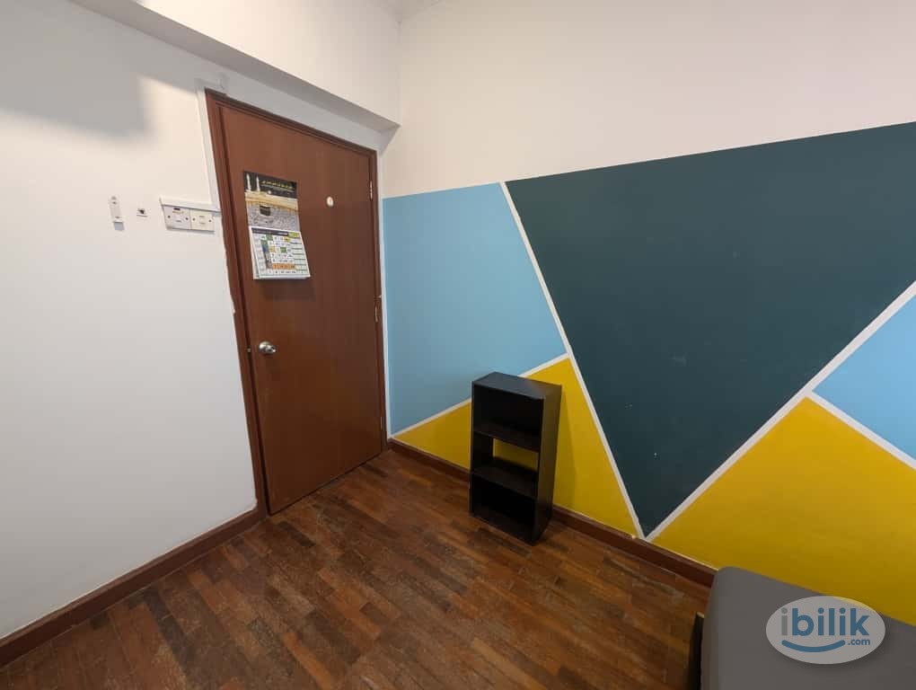Female & Mix Unit Available Middle Room at Bistari Condominium, Putra - Image 3