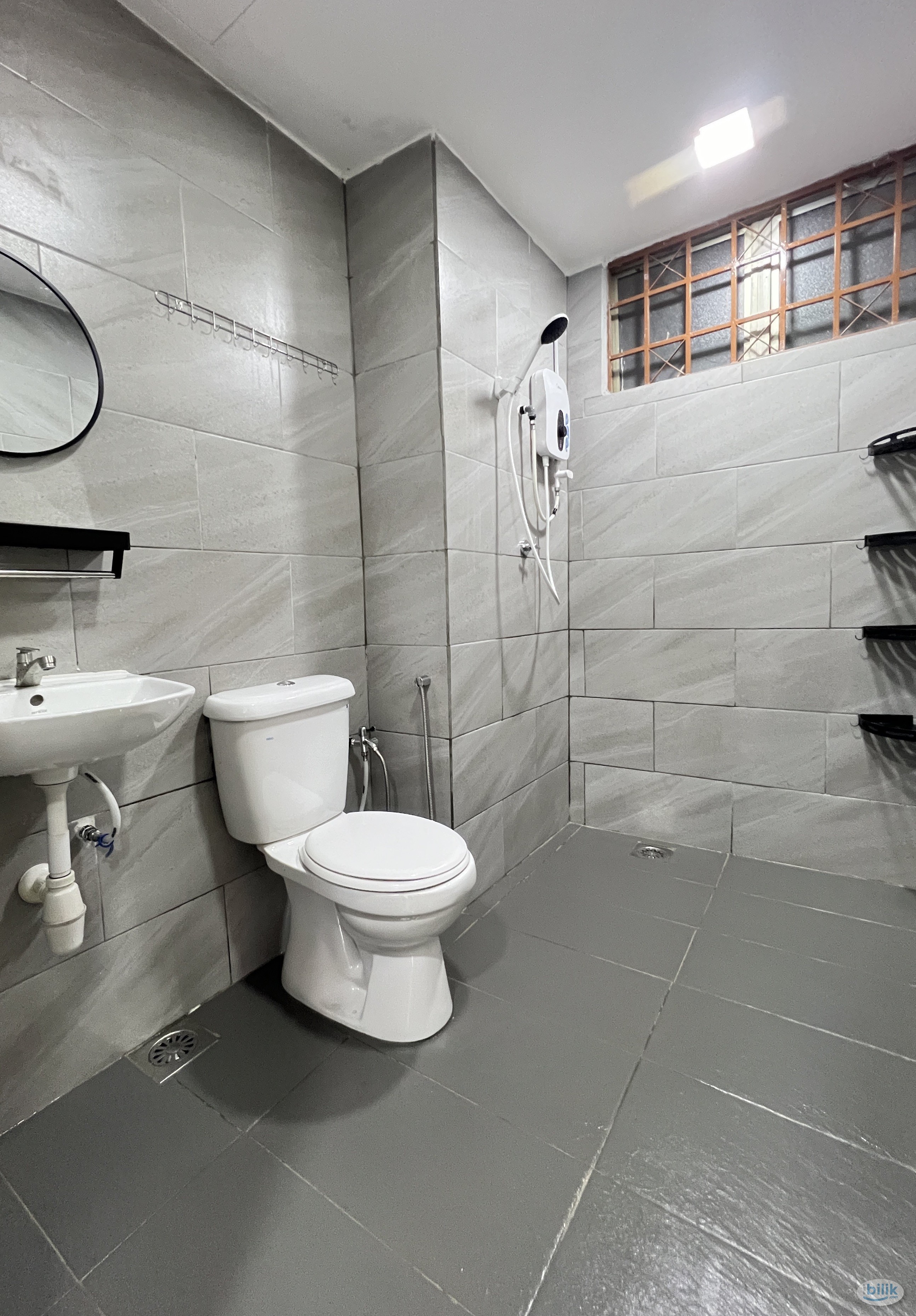 Newly Renovated Fully Furnished Bedroom at Bukit OUG Condo, Bukit Jalil Awan Besar LRT Station - Image 3
