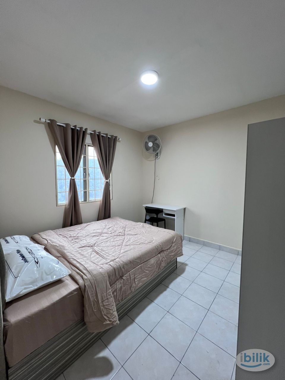 Master Room@Flora Damansara ONLY Female - Image 1