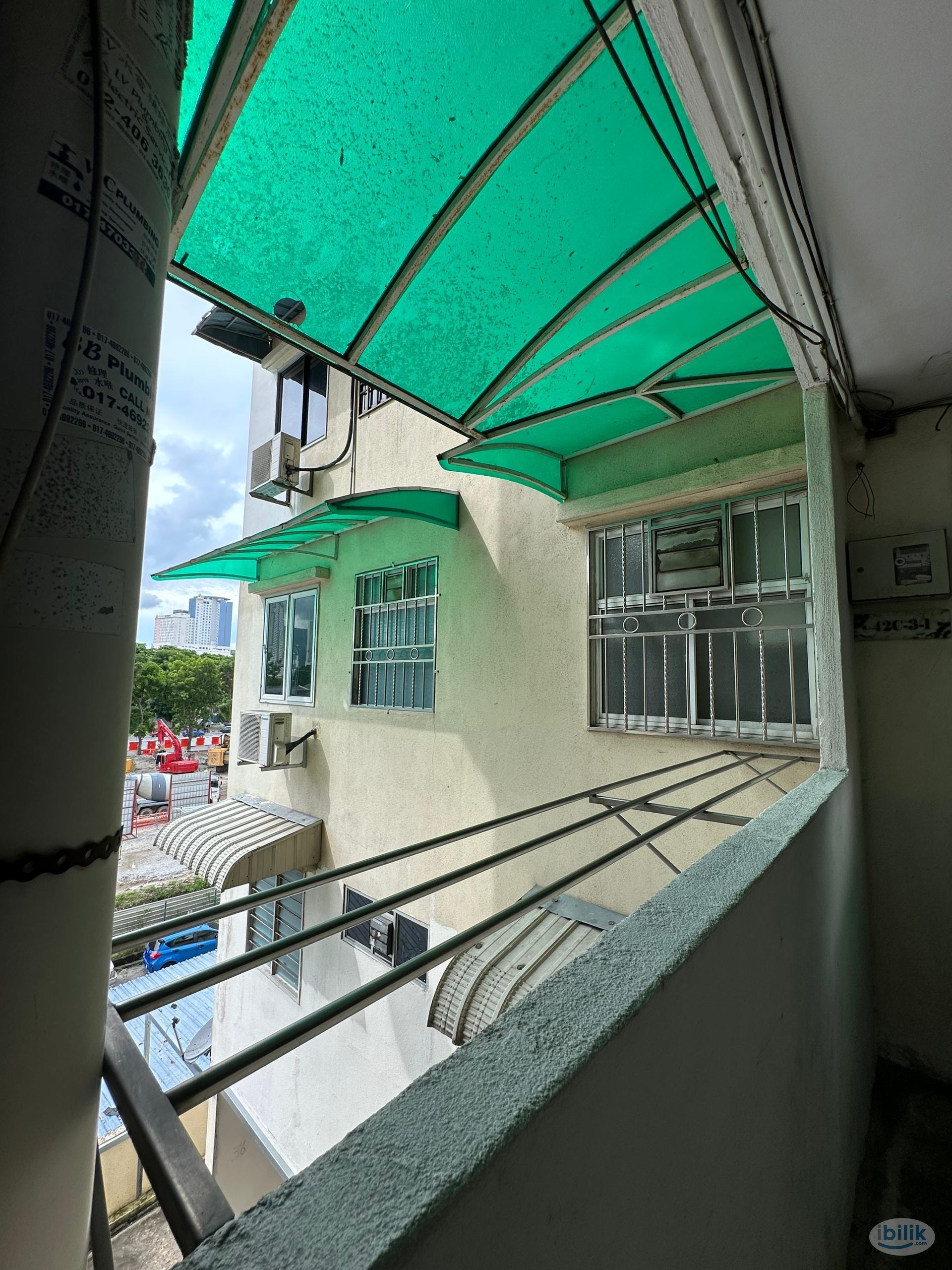 Middle Room at Sri Saujana Apartment, Georgetown - Image 5