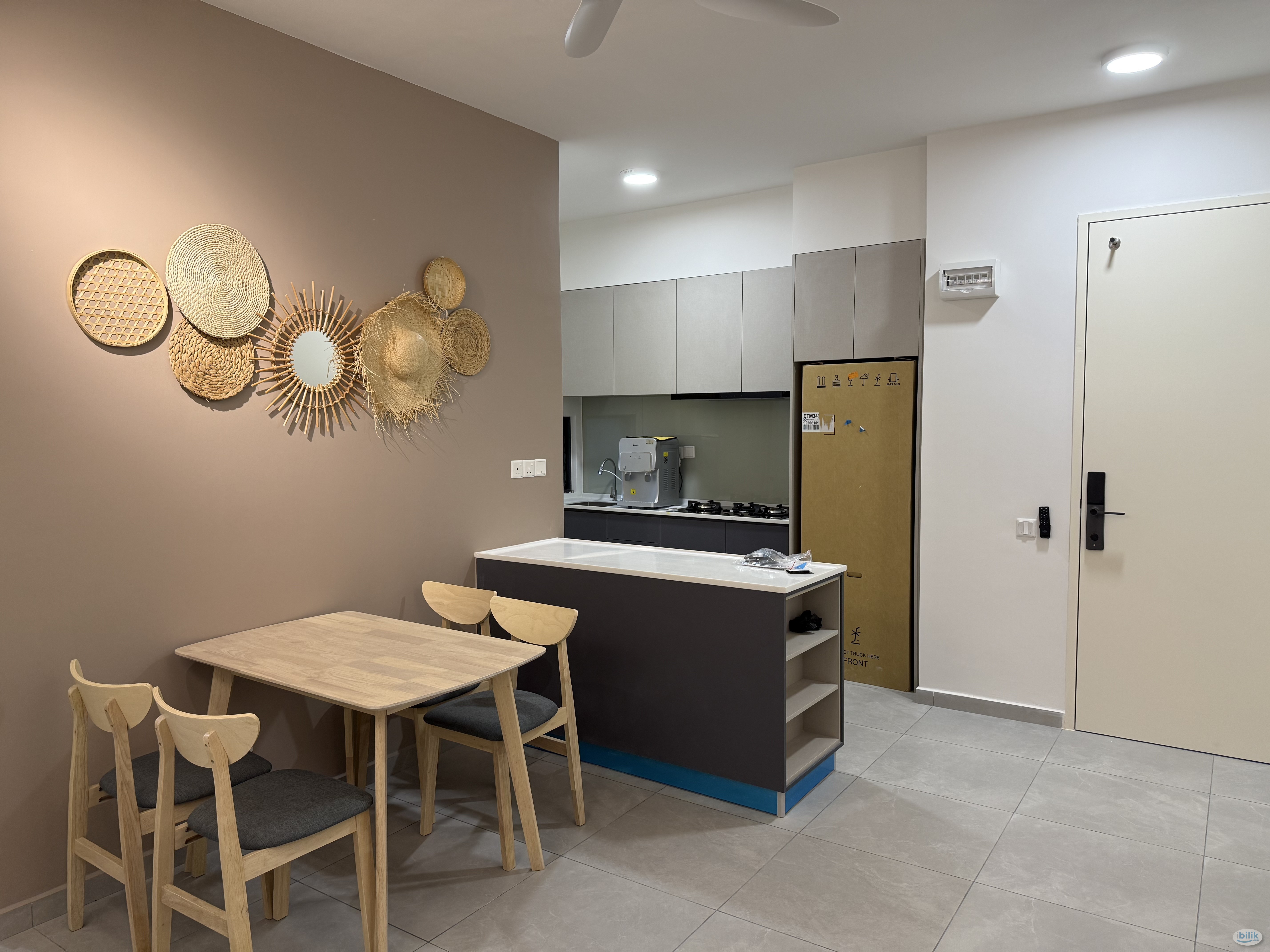 Fully Furnished Single Room at Old Klang Road, near to Mid Valley, Bangsar South, Kuchai, Sei Petaling, Bukit Jalil - Image 1