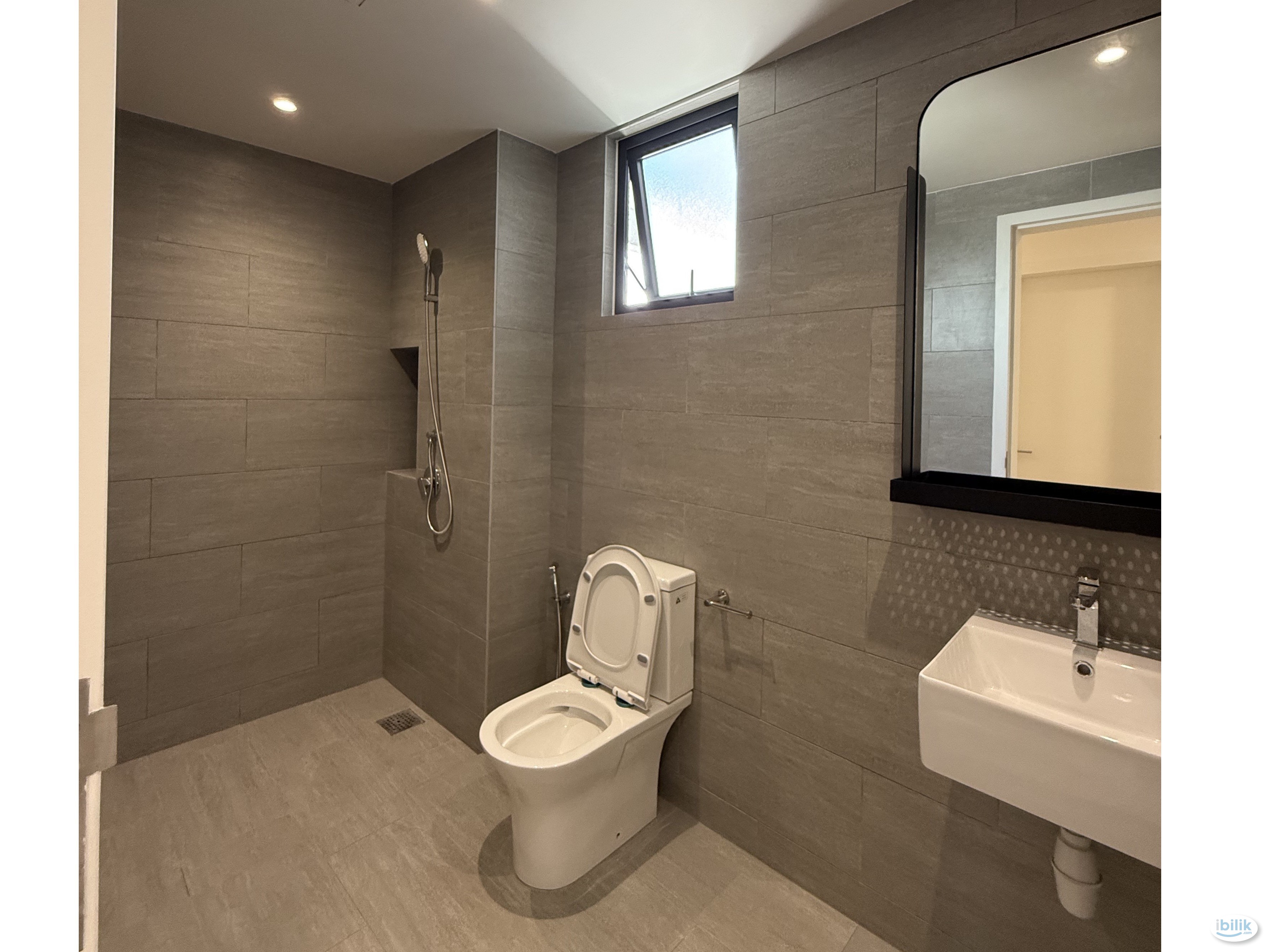 Fully Furnished Single Room at Old Klang Road, near to Mid Valley, Bangsar South, Kuchai, Sei Petaling, Bukit Jalil - Image 4