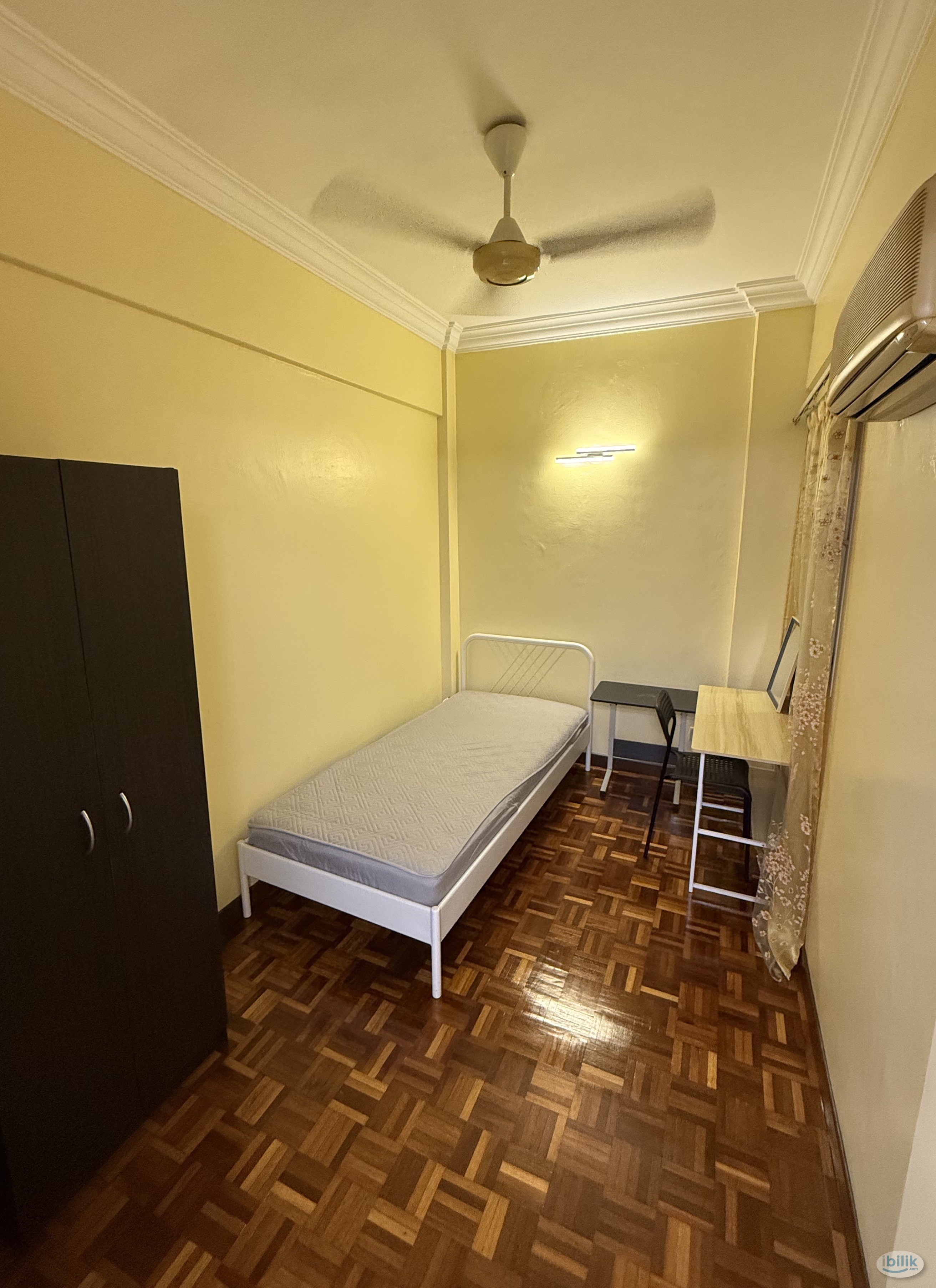 Middle Room at Casa Damansara 1, Petaling Jaya - Image 2