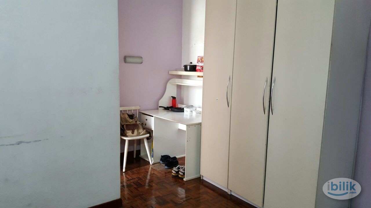 Master Room at Kelana D'Putera, Kelana Jaya - Image 1