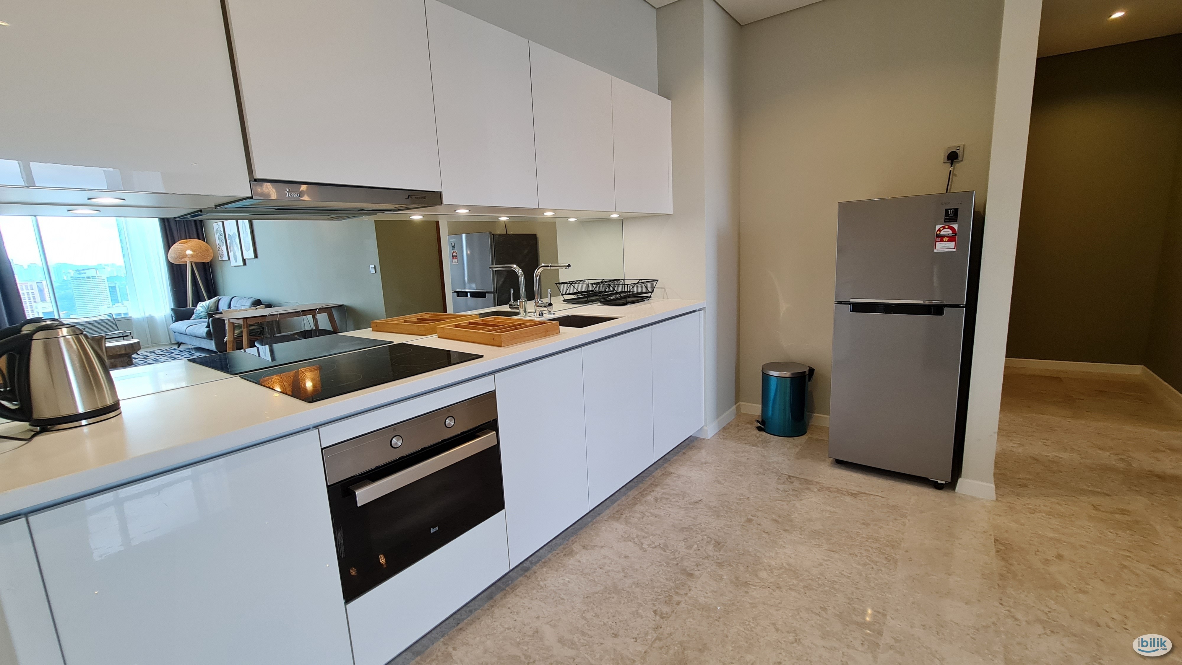 [3 Mins Walking to KLCC] Master Room attached Bathroom at Sky Suites - Image 4