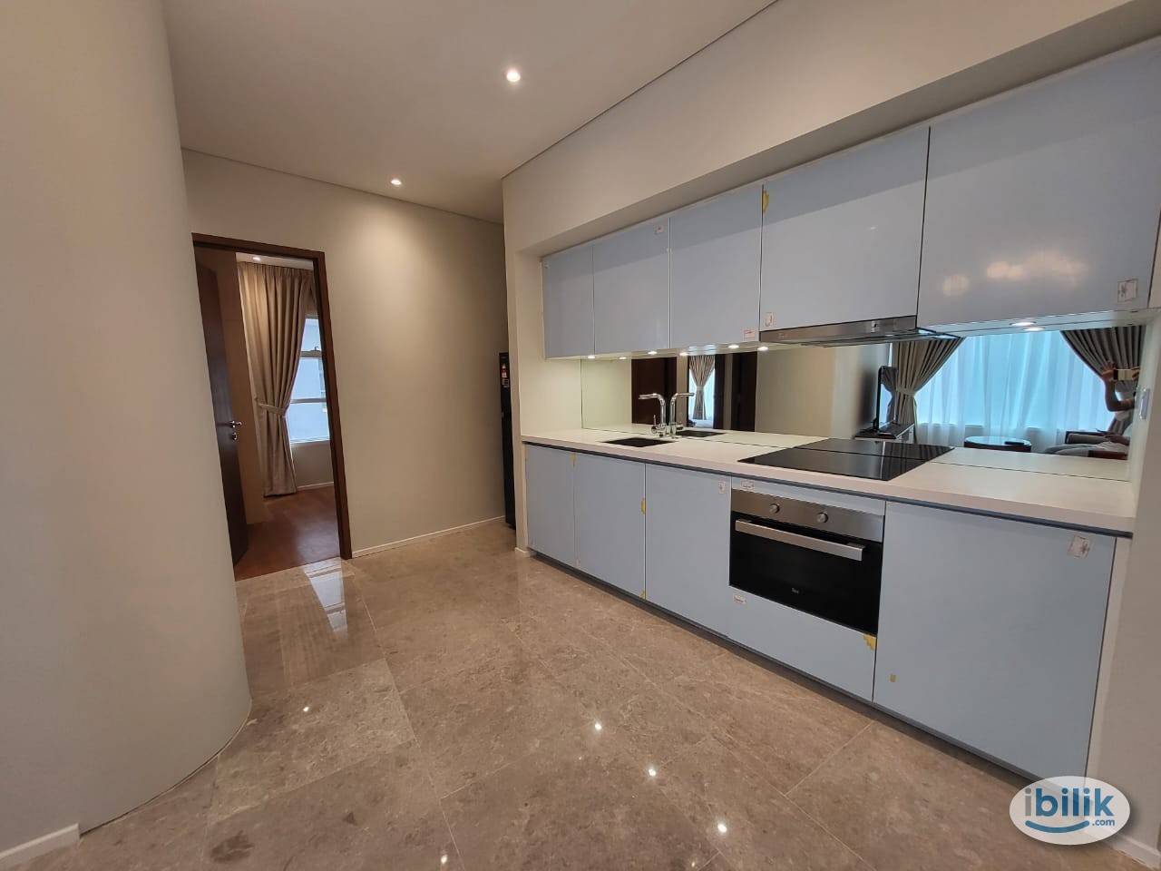 [3 Mins Walking to KLCC] Single Room at Sky Suites - Image 4