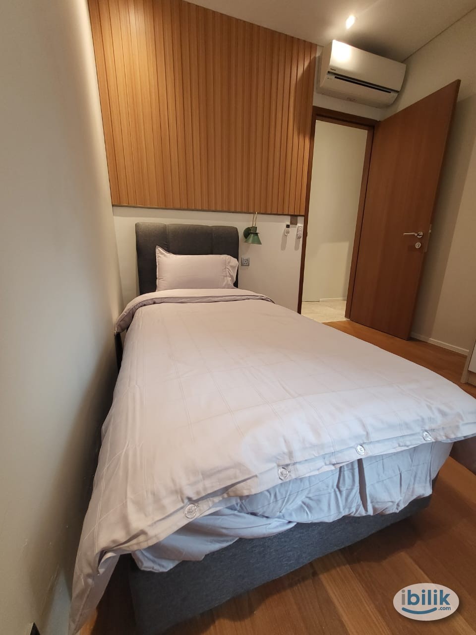 [3 Mins Walking to KLCC] Single Room at Sky Suites - Image 1